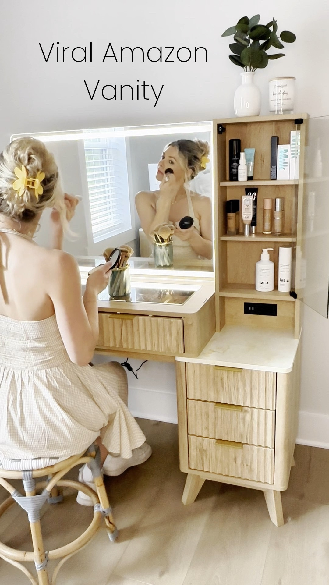 This viral Amazon vanity is a must! So much organization for your makeup and beauty products 

#LTKHome #LTKBeauty