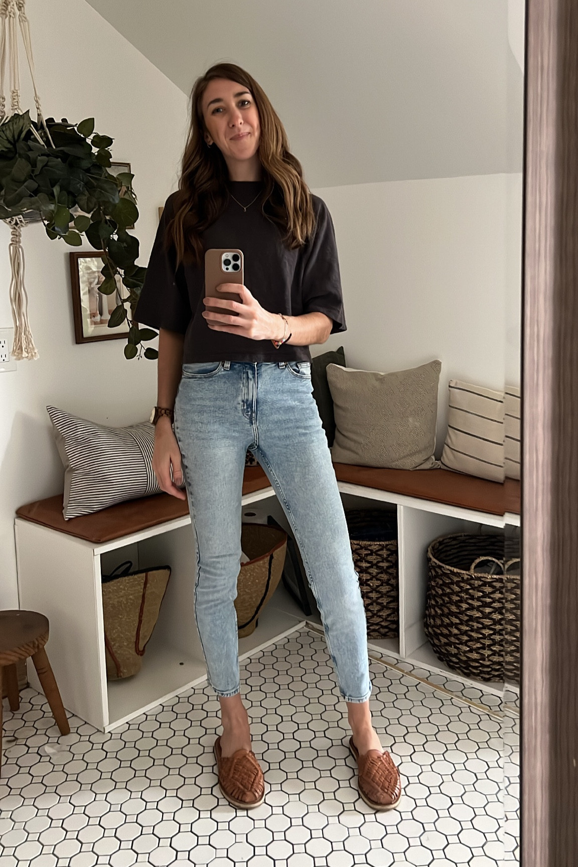 An elevated every day tee and the best high waisted skinny jeans for only $25!

#LTKhome #LTKstyletip #LTKbeauty