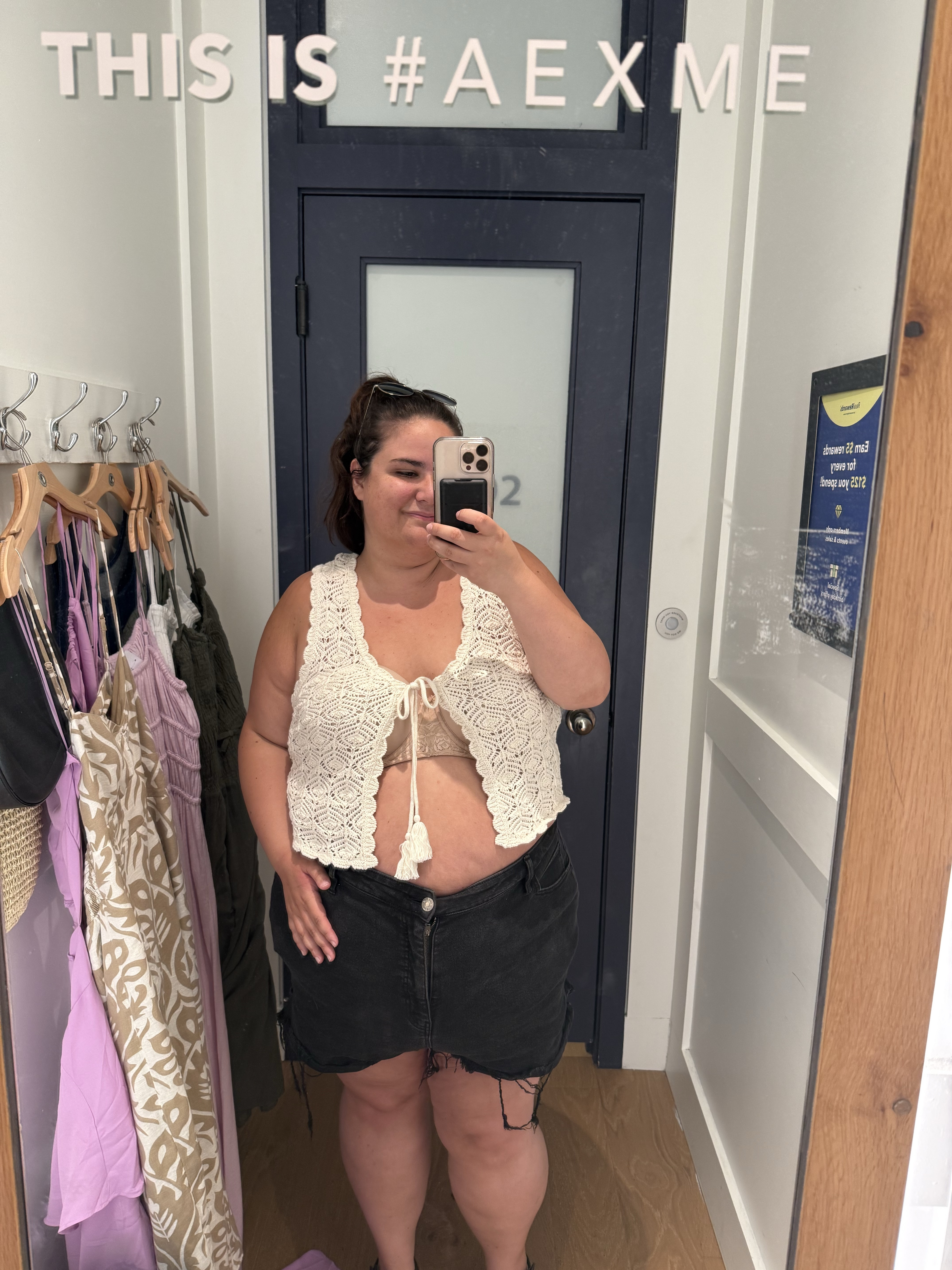 American eagle crochet vest wearing size xl 

#LTKPlusSize #LTKSummerEdit #LTKFindsUnder50