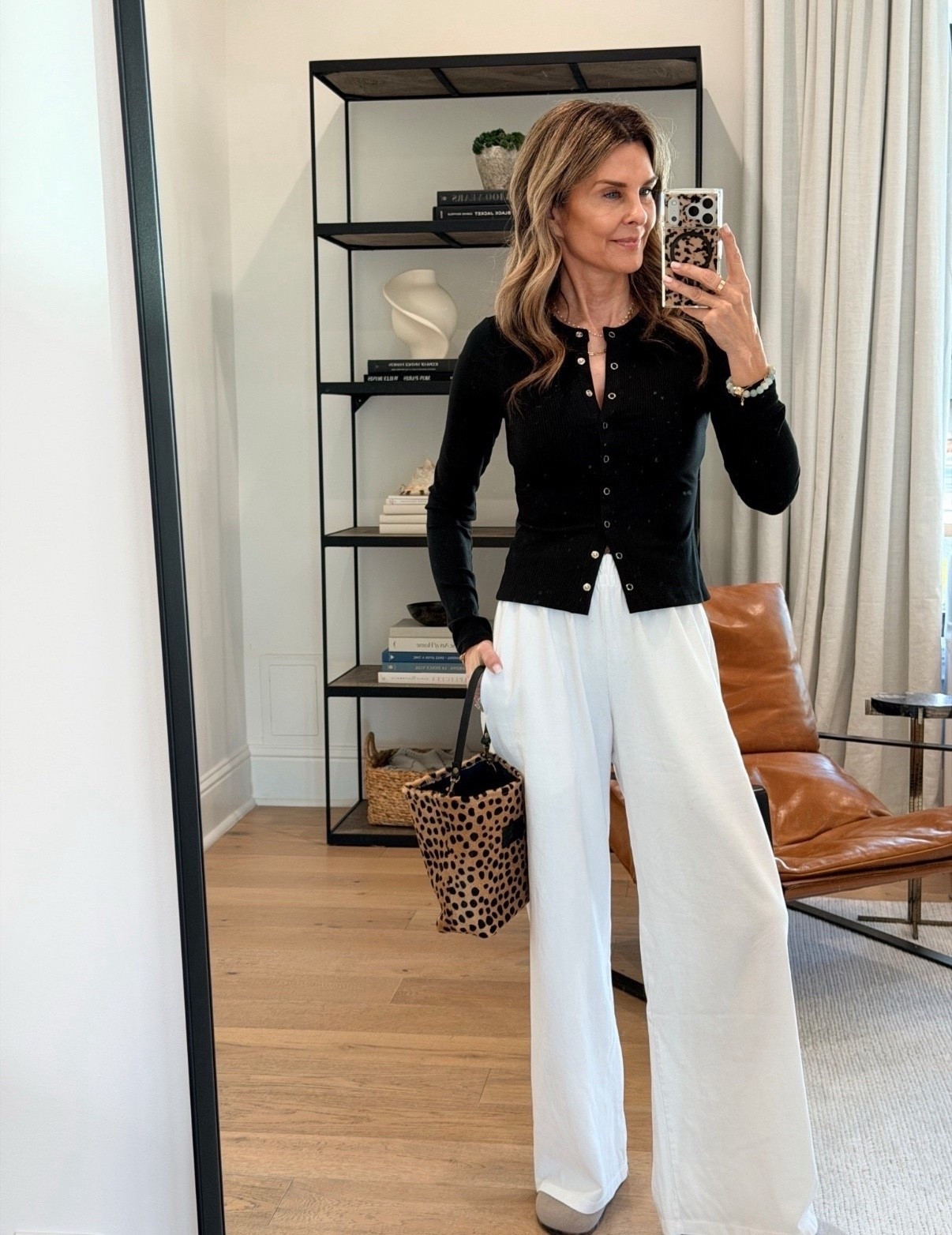 I’m 5’6”
-Jersey pull on pants that feel elevated and comfortable. TTS 
-leopard bag
-Rothy clogs 


#LTKgrwm #LTKOver40 #LTKootd