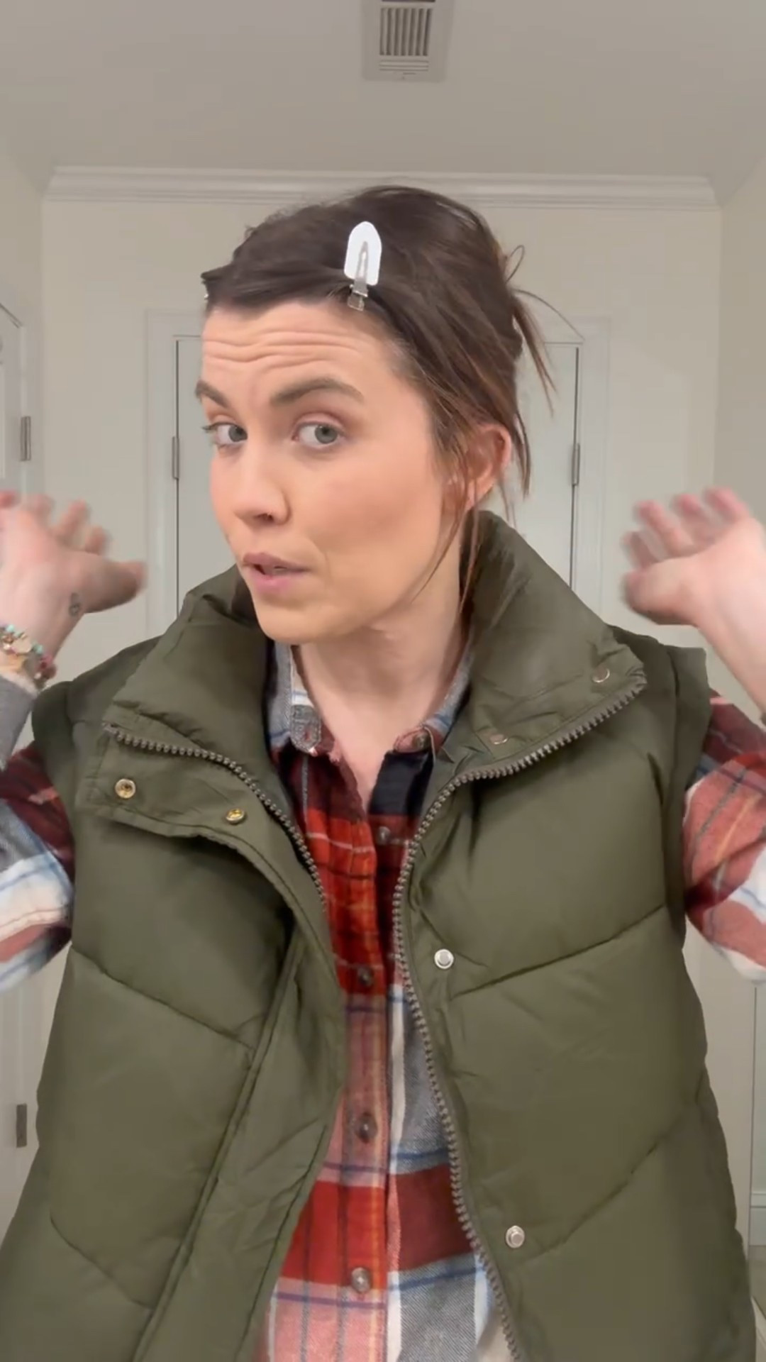 No creases, no dents—just effortless styling ✨
These Hair Clips are ideal hair styling and sectioning clips for blowouts, waves, bangs, and makeup routines. Designed as duck bill alligator hair barrettes, they’re lightweight, secure, and perfect for everyday hairdressing or salon use—plus they make the sweetest small gift for women and girls.

#eanesinteriors #hairaccessories #alligatorhairclips #duckbillhairclips #beautyroutine #hairdressingtools #stylingclips

#LTKdayinmylife #LTKstorytime #LTKFindsUnder50