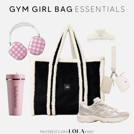 Coziest gym bag ever 🩷

#LTKitbag #LTKActive #LTKfitness