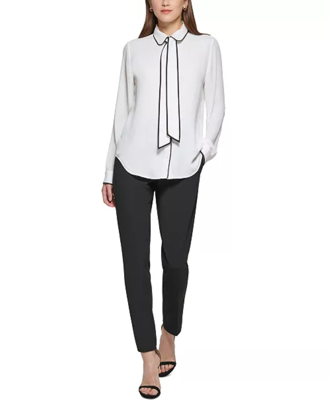 DKNY
Petite Piped-Trim Button-Up Blouse

#LTKStyleTip #LTKWorkwear #LTKGiftGuide