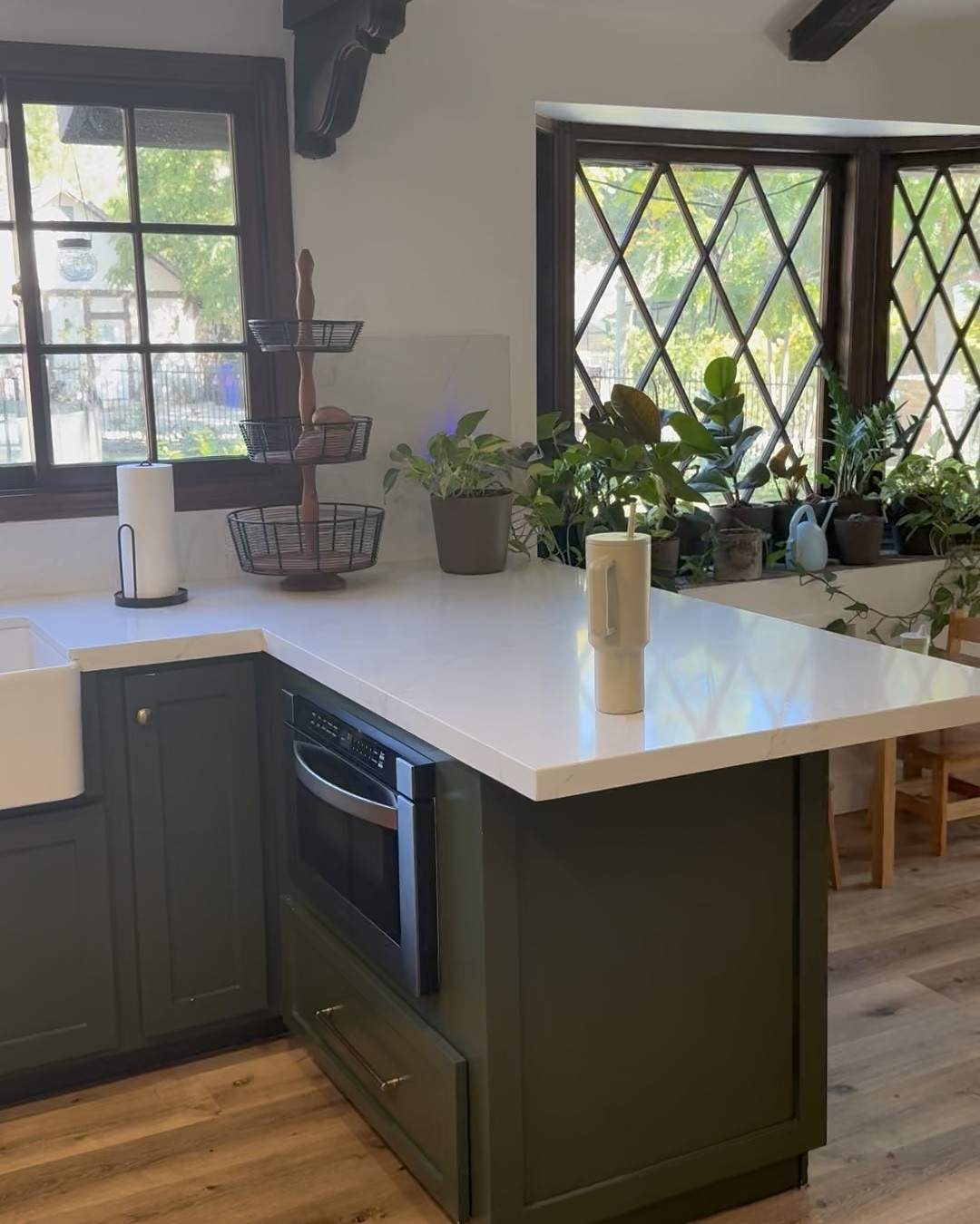 Here are all the knobs and pulls that we used for our kitchen cabinets. They are affordable, simply perfect and have help up well! 

#LTKHome #LTKFindsUnder50 #LTKSaleAlert