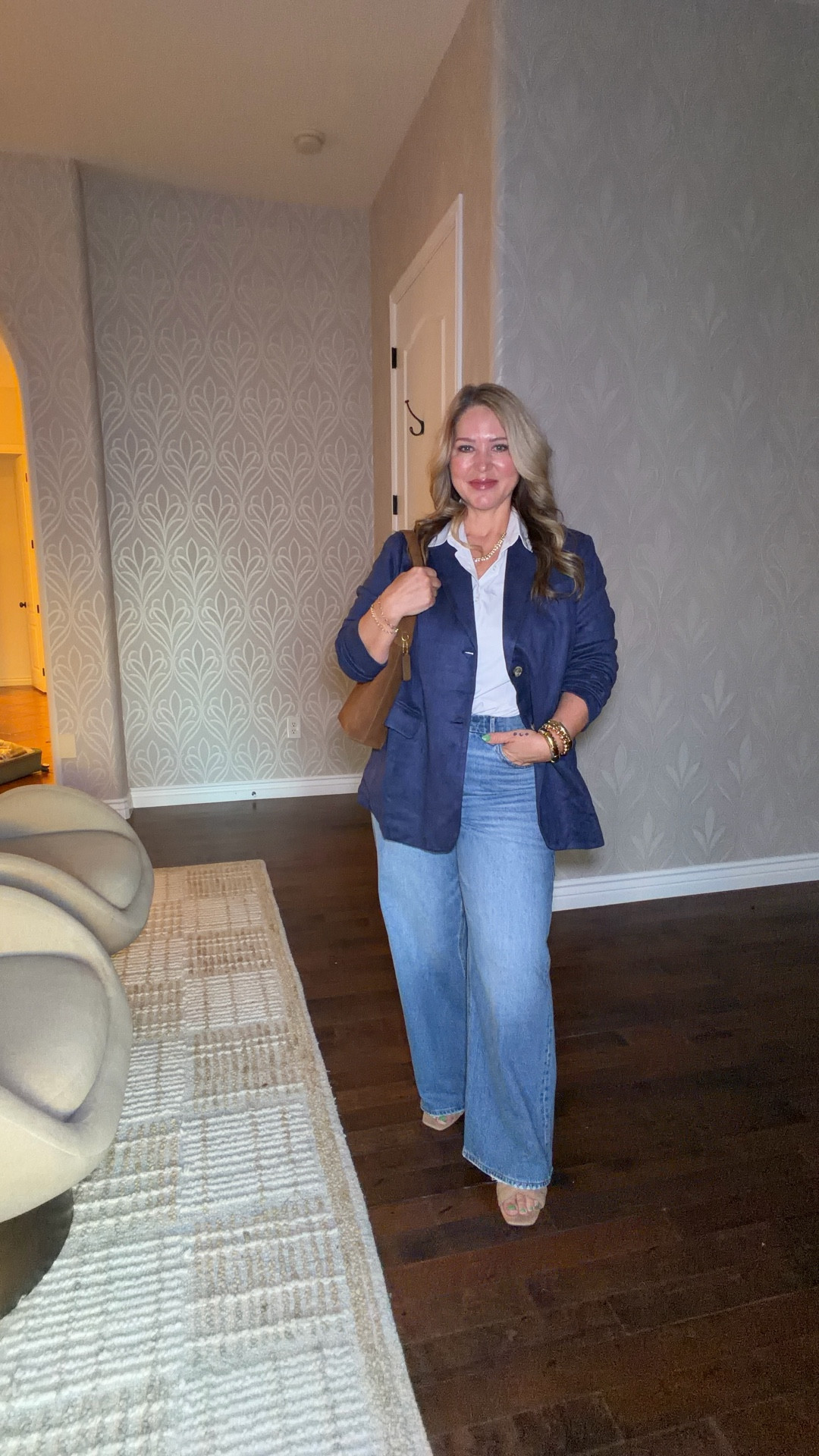 Blazer and top size large 
Jeans size 12 short 
Shoes tts and wide foot friendly 

#LTKOver40 #LTKMidsize #LTKPetite