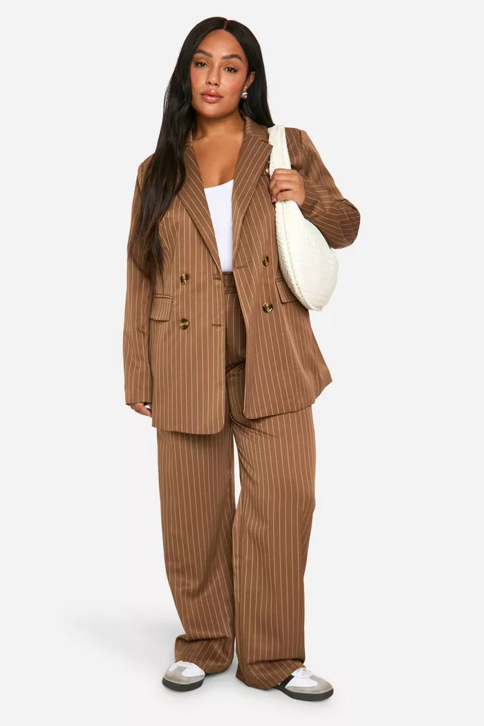 COPYRIGHT © 2025 BOOHOO | boohoo (US & Canada)