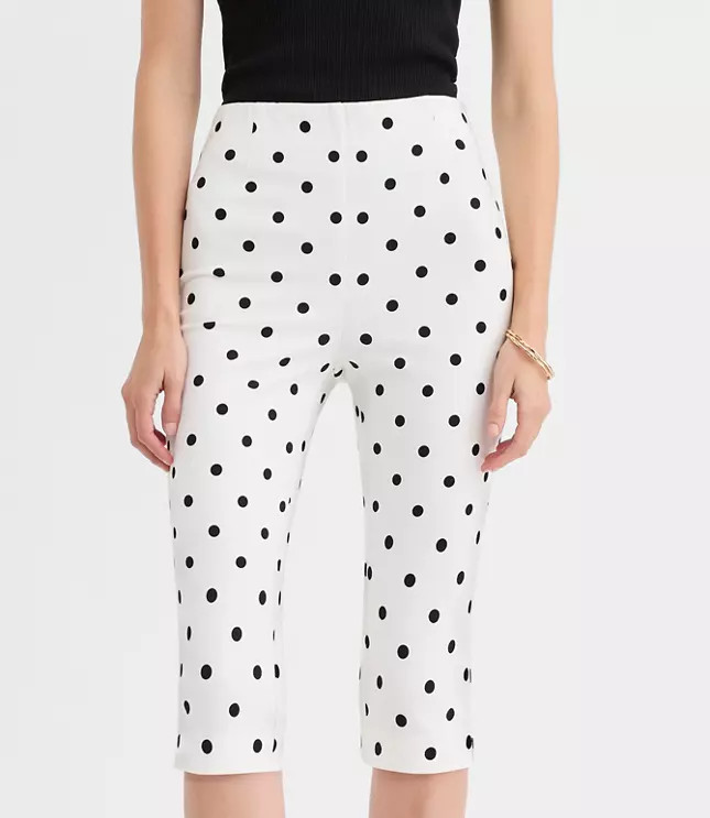 Slim Crop Pants in Dotted Bi-Stretch | LOFT