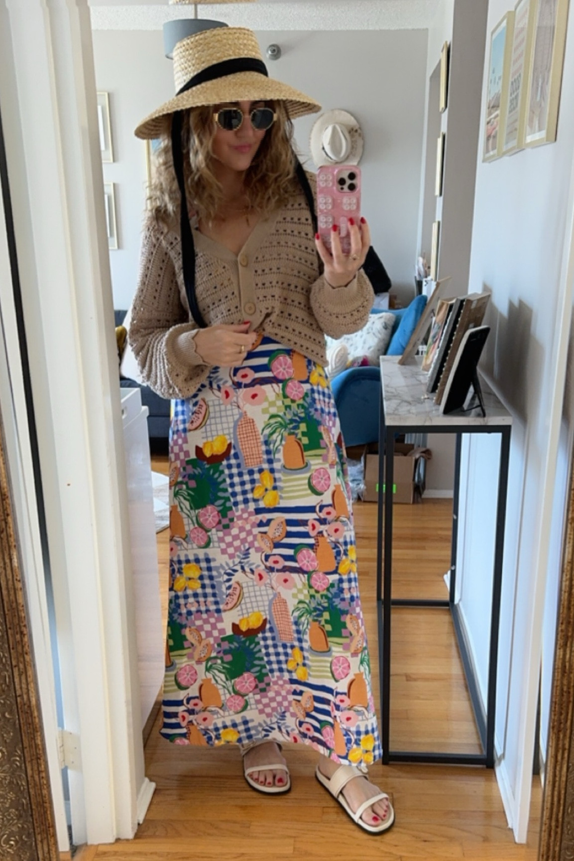 A hat that comes in sizes!!! #summerstyle #summerhat #summerdress #lackofcolor #minkpink #revolve 