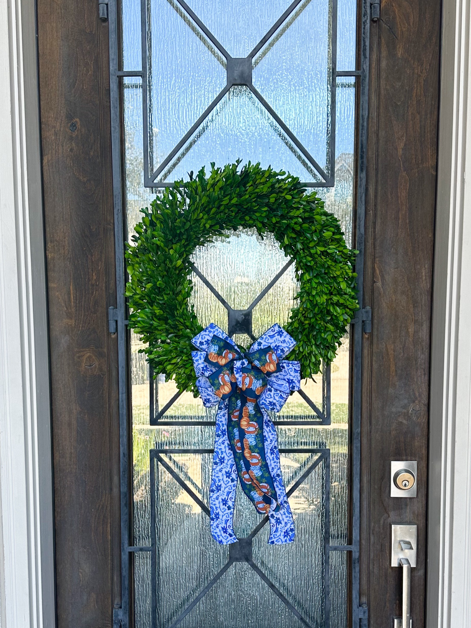 Fall home decor 
Fall wreath 
Pumpkin fall ribbon / bow 
Green wreath
Front porch decor 


#LTKHalloween #LTKSeasonal #LTKhome