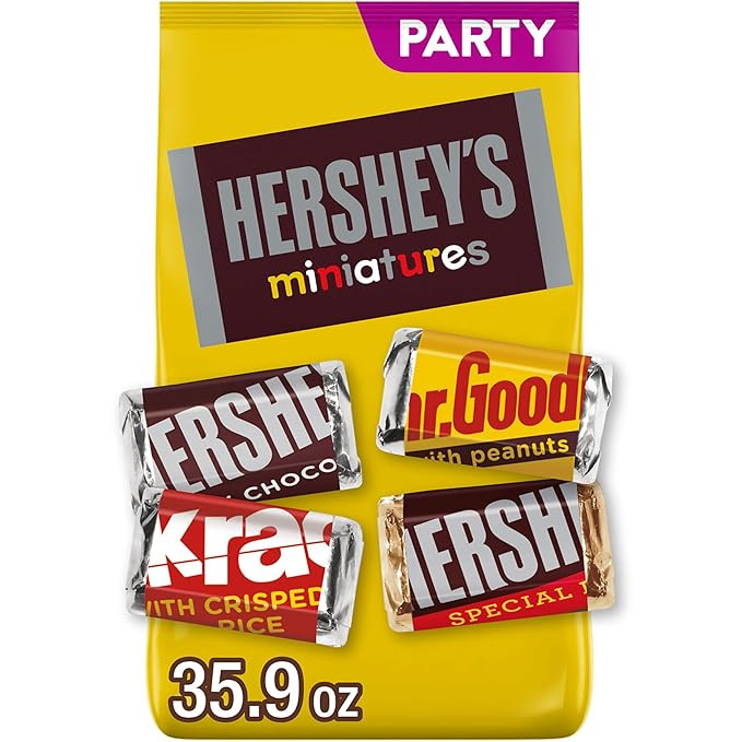 HERSHEY'S Miniatures Assorted Chocolate, Christmas Candy Party Pack, 35.9 oz | Amazon (US)