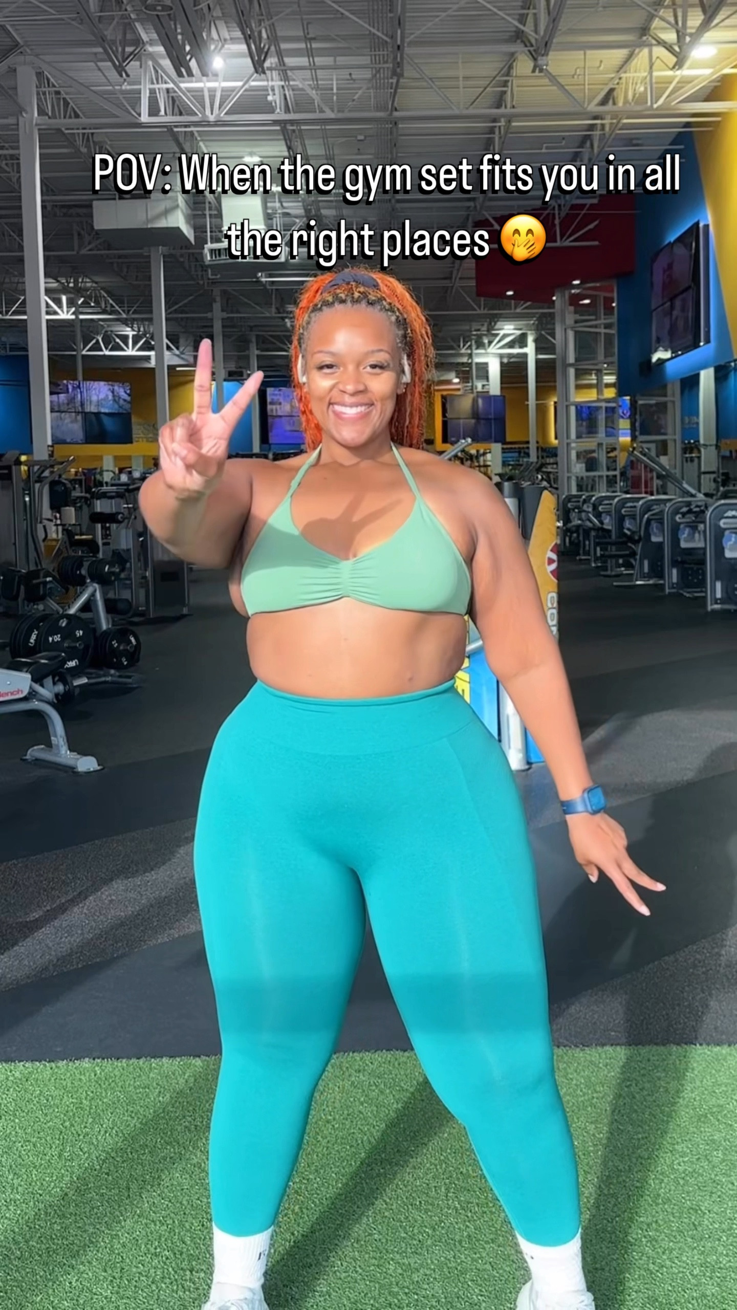 Bright colors all Summer!! 

Bra - Large 
Color - Mineral Green 

Leggings - XL 
Color - Alpine Green

#LTKSaleAlert #LTKFindsUnder50 #LTKActive