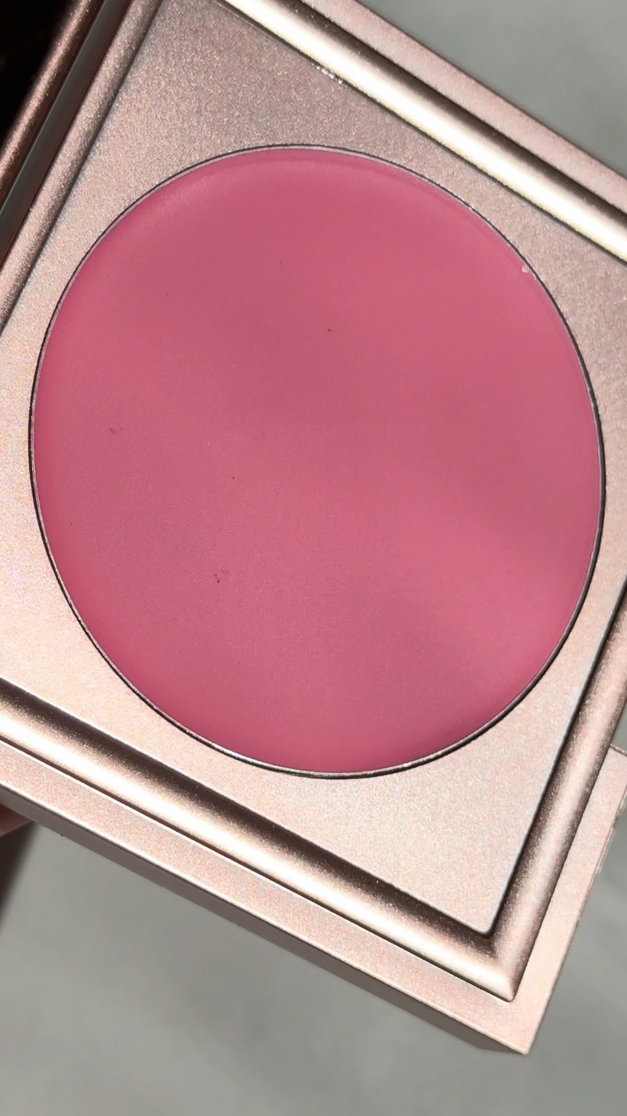 Check out the new Lawless Soft Blur Cream Blush in Gumdrop! 💗💓🎀🌸💖

#LTKStyleTip #LTKGiftGuide #LTKBeauty