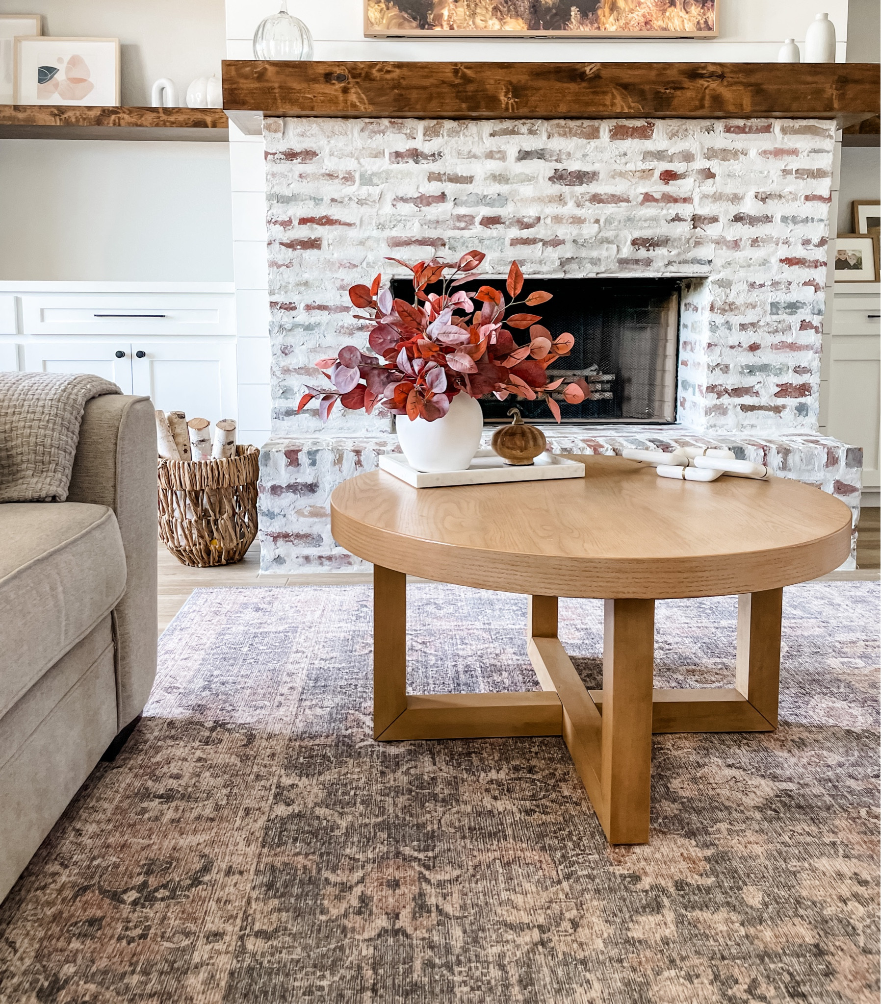 Who’s ready for fall? 

#LTKSeasonal #LTKhome #LTKstyletip