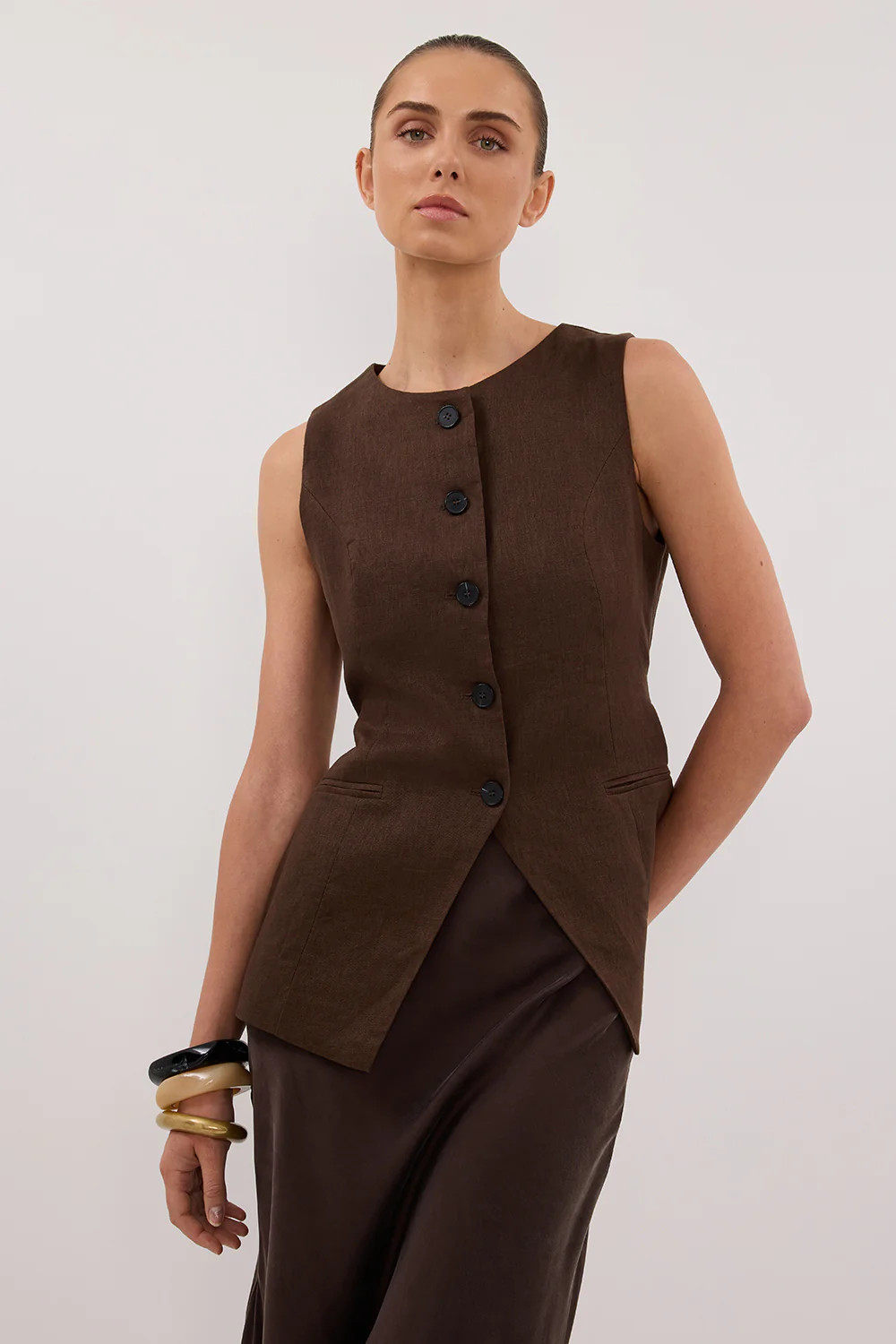 ALESSIA BITTER CHOC LINEN VEST | DISSH