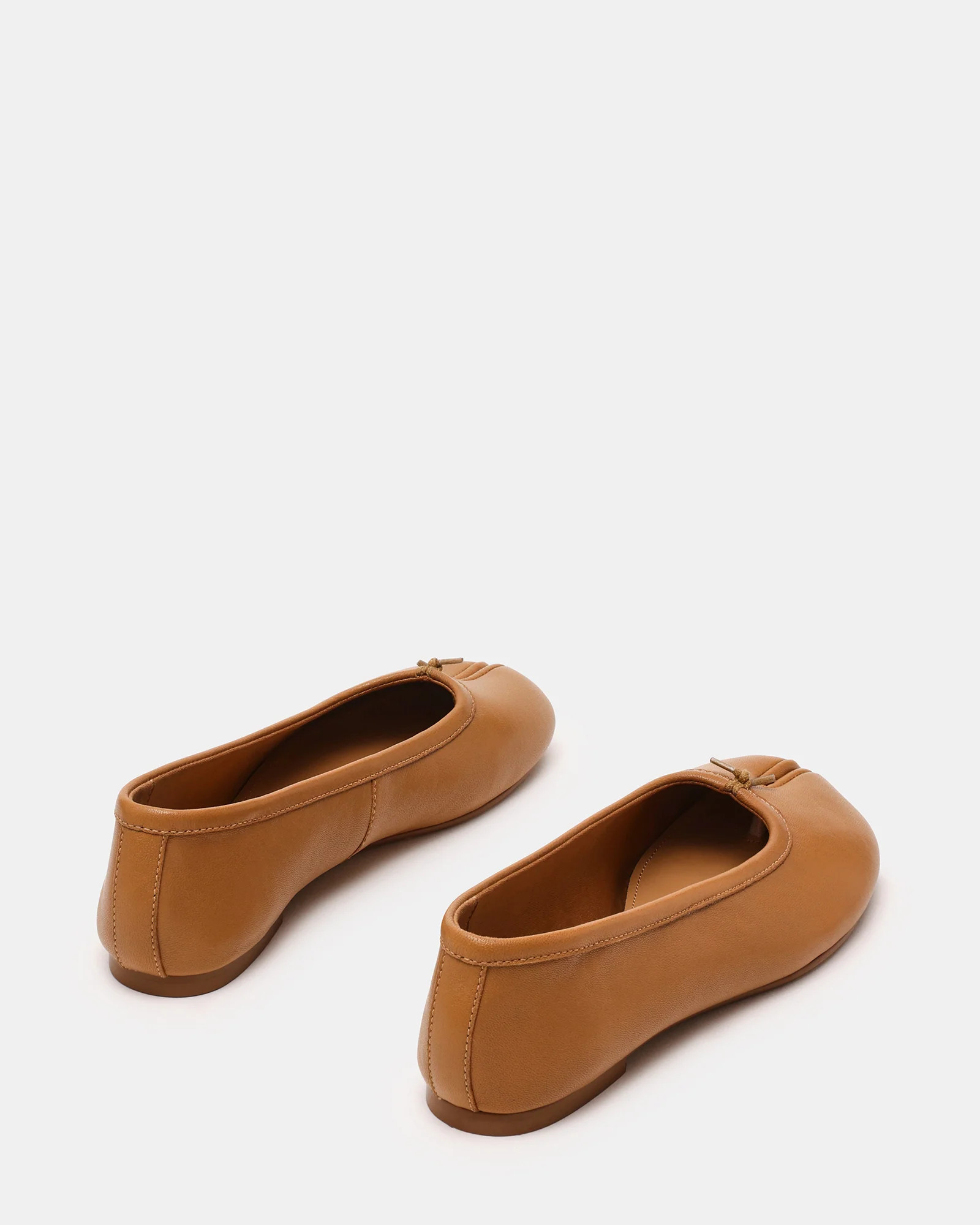 CALICO Tan Leather Split Toe Tabi Women's Ballet Flat | Steve Madden (US)