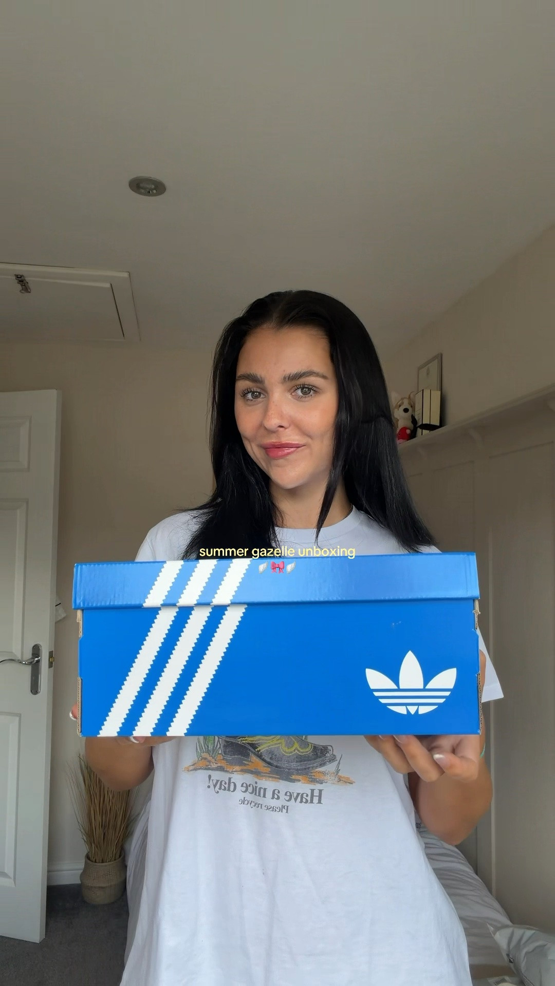 baby pink for summer 🥹🥹

obsessed with these gazelles!! Also currently on sale on end will link 👟🩷

Summer trainers, gazelle unboxing, adidas trainers, summer trainers

#LTKsummer #LTKspring #LTKunboxing
