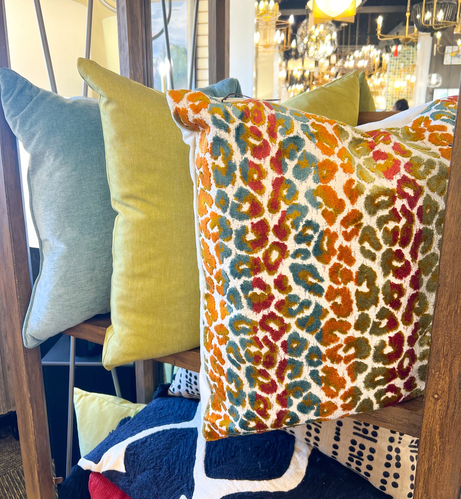 Accent Pillows 😍😍 

Accent pillows, pillows, cheetah pillow, decorative pillow, home decor, couch pillow, colorful pillows, fall decor, fall home decor, fall pillows 

#LTKSeasonal #LTKHome