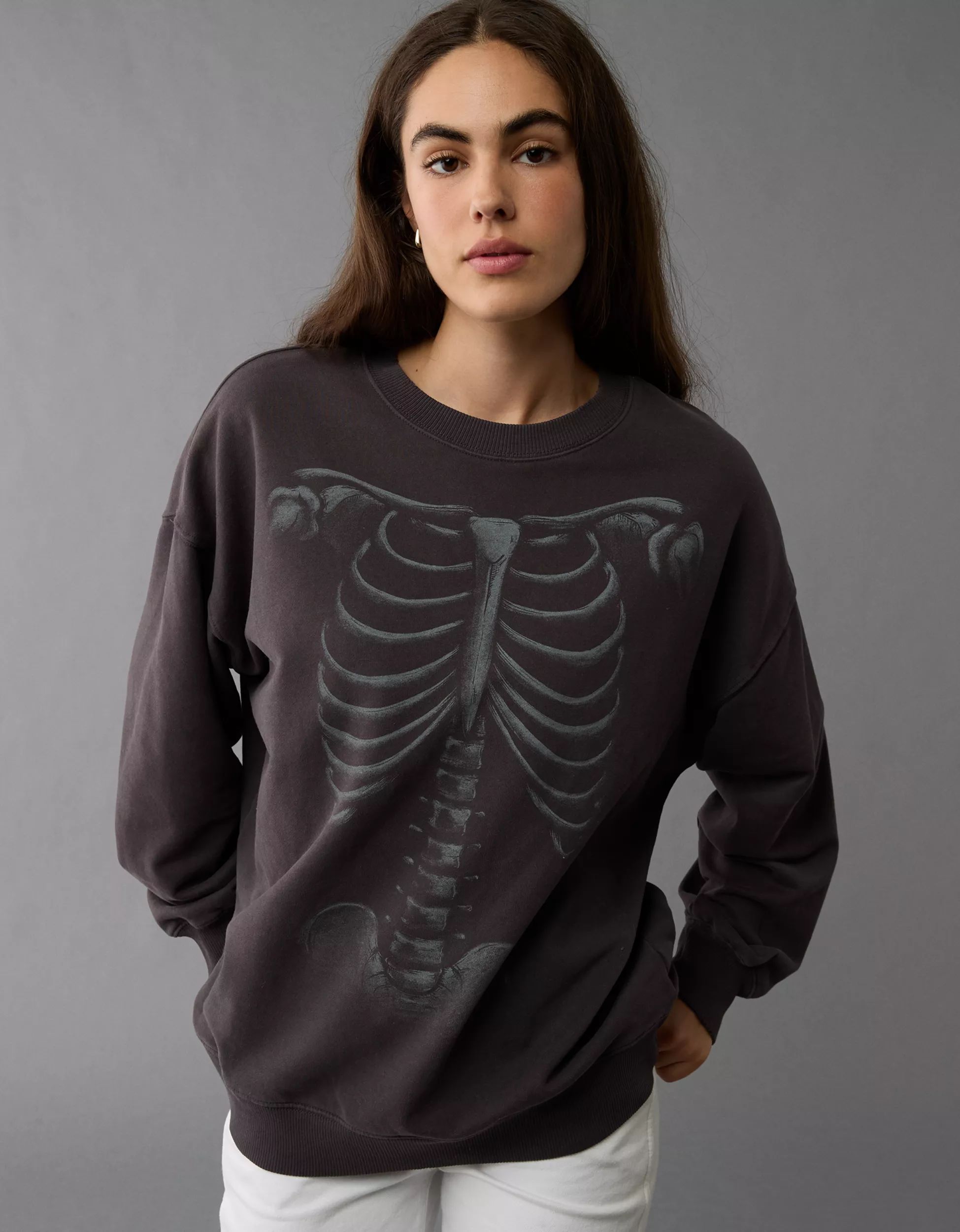 AE Oversized Halloween Skeleton Graphic Sweatshirt | American Eagle Outfitters (US & CA)