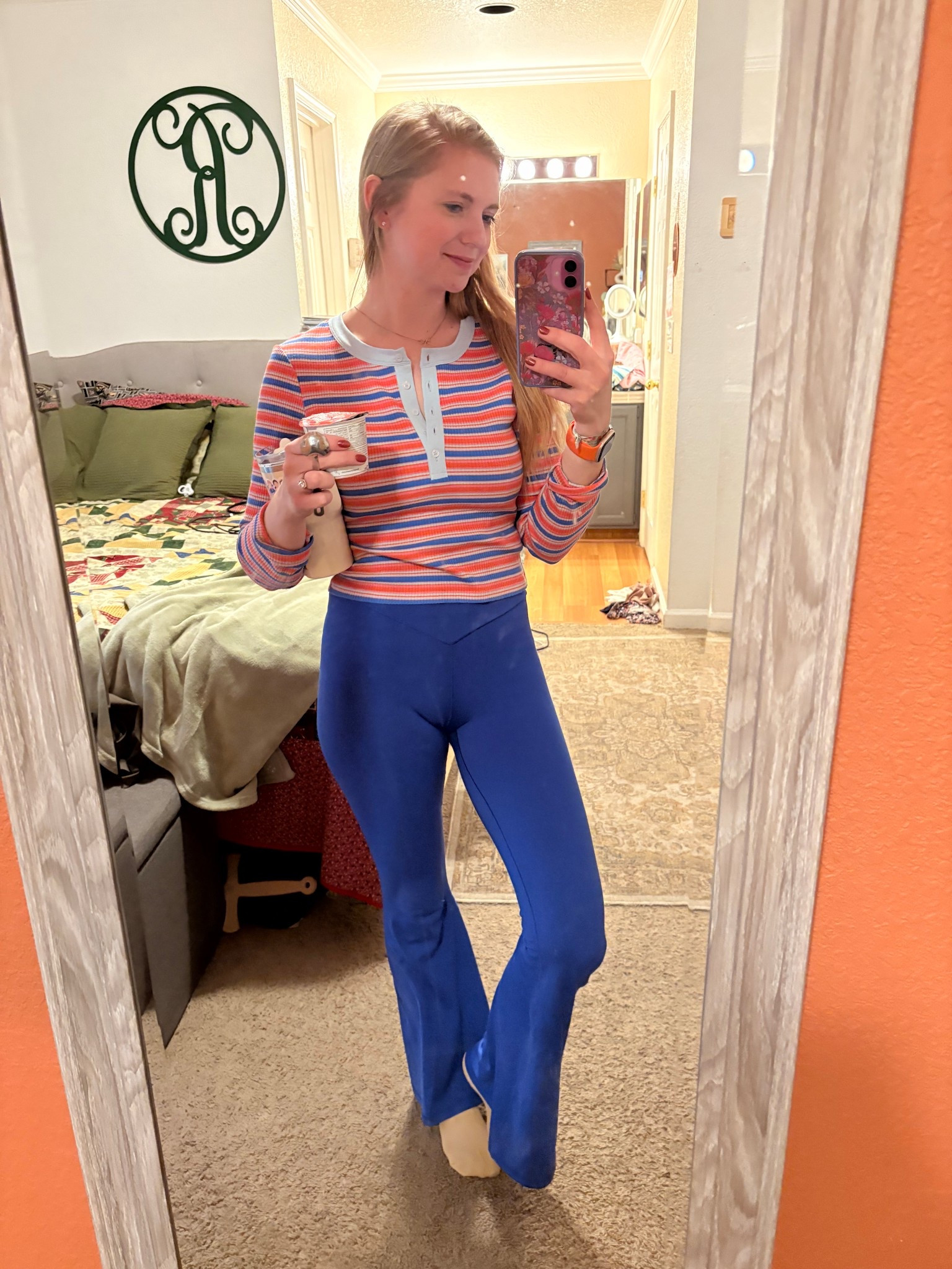 Love this combo in my colors! 
These offline pants from Aerie I wear at least 2x a week. So comfortable with good support. 
Tts and come in others colors. @Aerie 


#LTKmomlife #LTKootd #LTKfitnessgoals