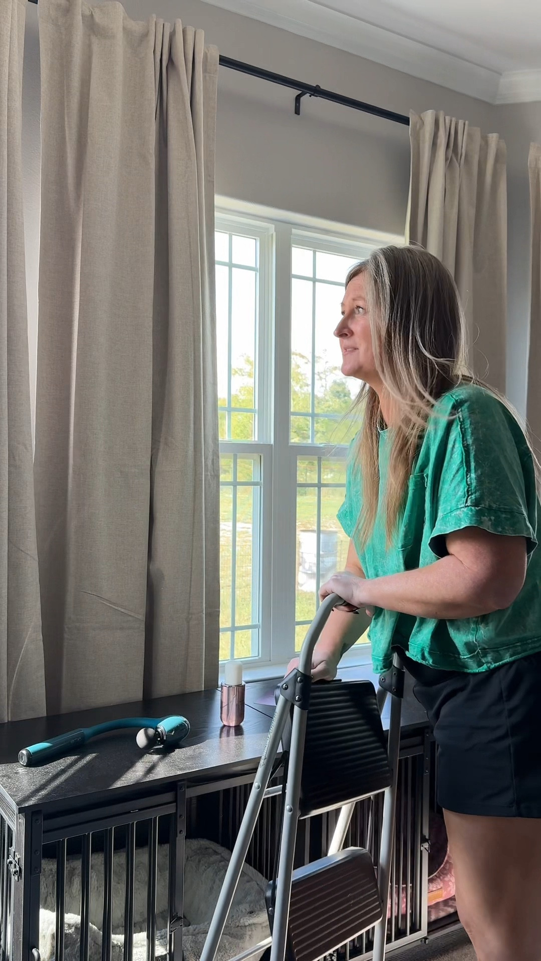 Started with “temporary” curtains to block the early morning sun ☀️ but ended up loving the vibe so much I had to make them work. Added a few little tweaks with hooks and now the whole room feels completely different ✨ Sometimes it’s the small changes that make the biggest impact 🖤

#RoomMakeover #AmazonHomeFinds #CurtainHack #CozyHomeVibes #HomeDecorIdeas

#LTKHome