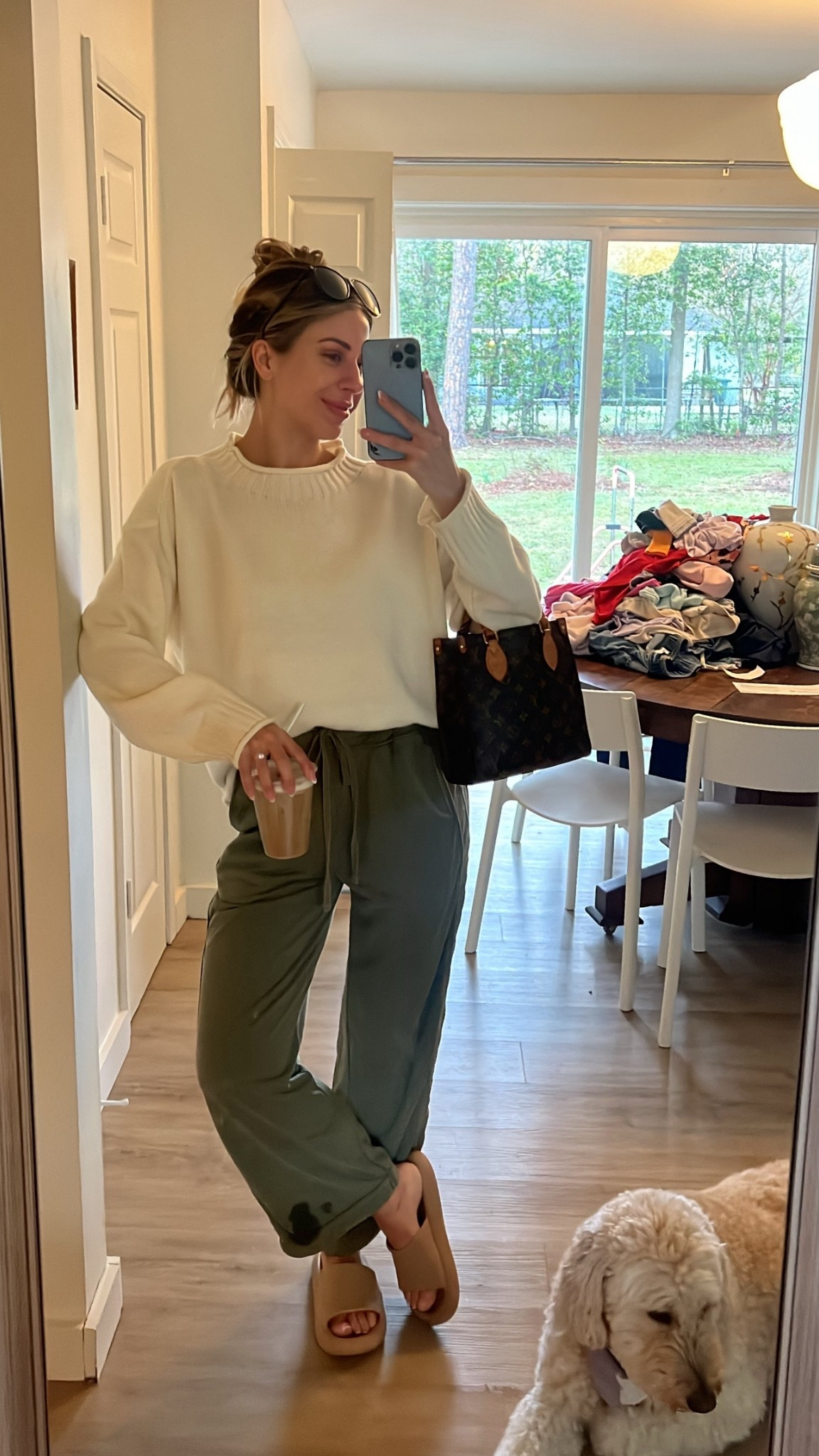 school drop off ✨ 

#LTKmomlife #LTKdayinmylife #LTKmorningroutine