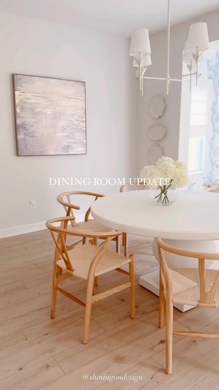 
The perfect blend of modern and classic 🫶
These wishbone chairs from @eternitymodernhome are so comfortable and have held up incredibly well with 4 kids over the last few months. They are Eric’s fav too and from @eternitymodern (ps. They are on sale for Father’s Day; use code DAD10 🎉) 

#diningchairs #diningarea #dadsdaygifts #moderndecor #coastalmodern 