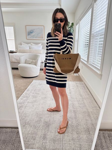 Gap spring/summer try-on. Striped sweater dress. Thicker and a little too long on my frame but love the quality and print. 

Gap sweater dress petite xs
Tkee sandals 5
Marni tote small


#LTKitbag #LTKSeasonal #LTKunder100