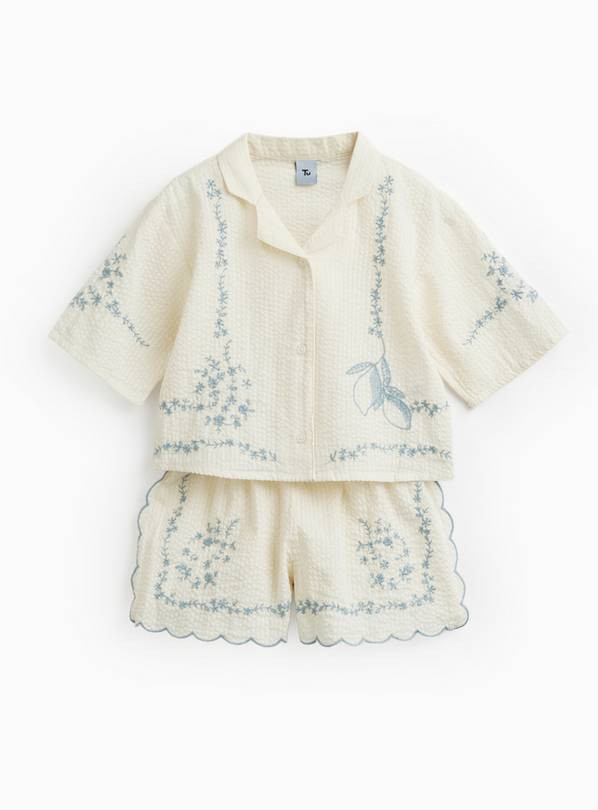 White Embroidered Blouse & Shorts Set 4-5 years | Tu Clothing