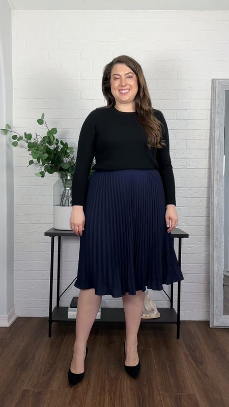 Styling Black and Navy together 

Womens business professional workwear and business casual workwear and office outfits midsize outfit midsize style 

#LTKstyletip #LTKworkwear #LTKmidsize