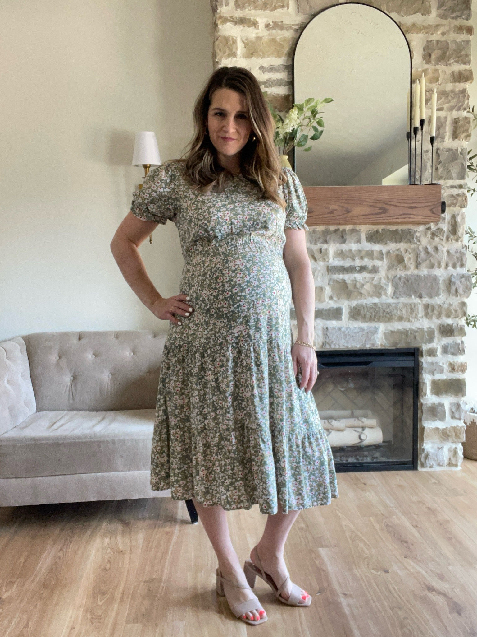 Maternity. Dress. Spring floral.

#LTKbaby #LTKSeasonal #LTKbump