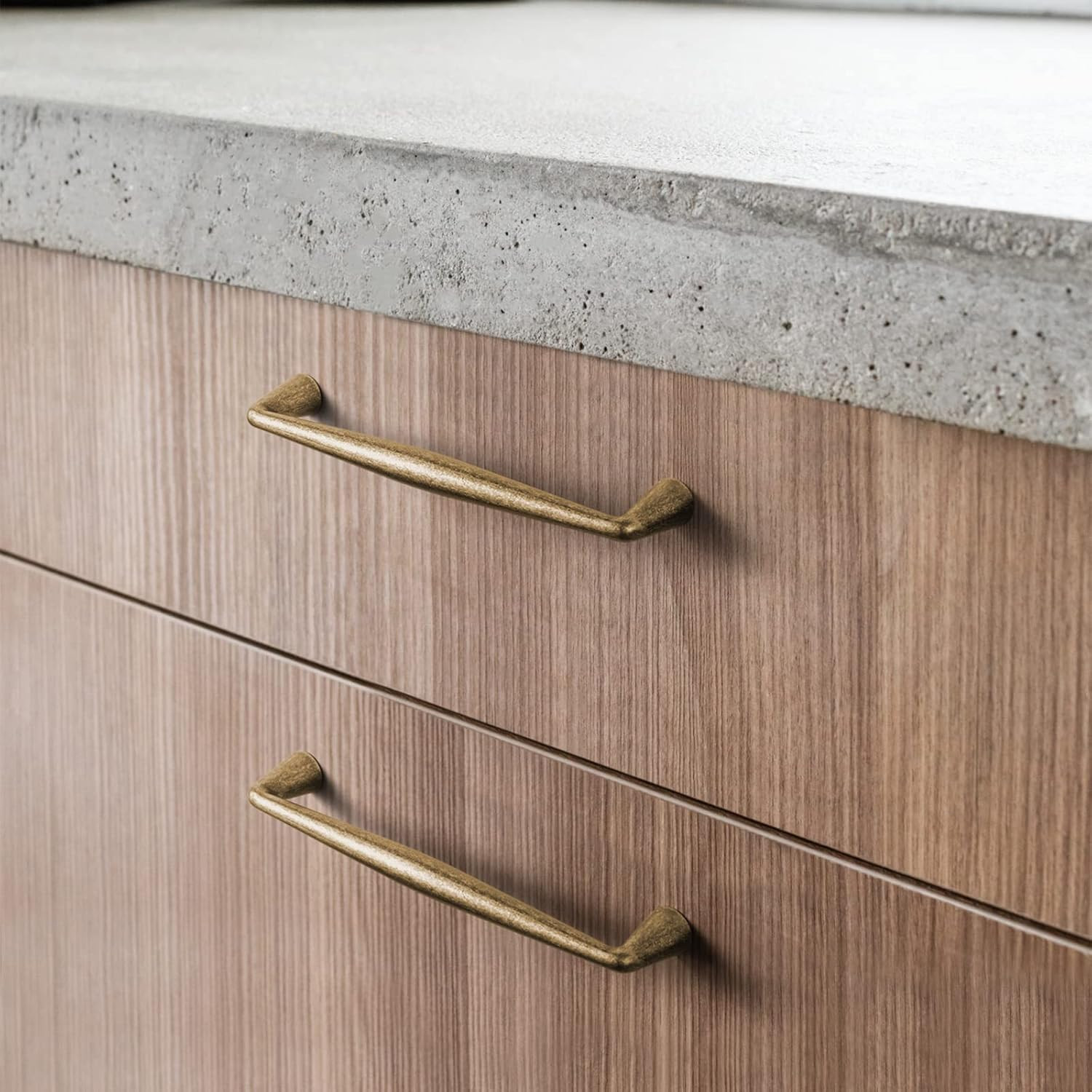 Goo-Ki Vintage Retro Antique Brass Zinc Alloy Cabinet Handles - 3.78''(96mm) Hole Center Affordab... | Amazon (US)