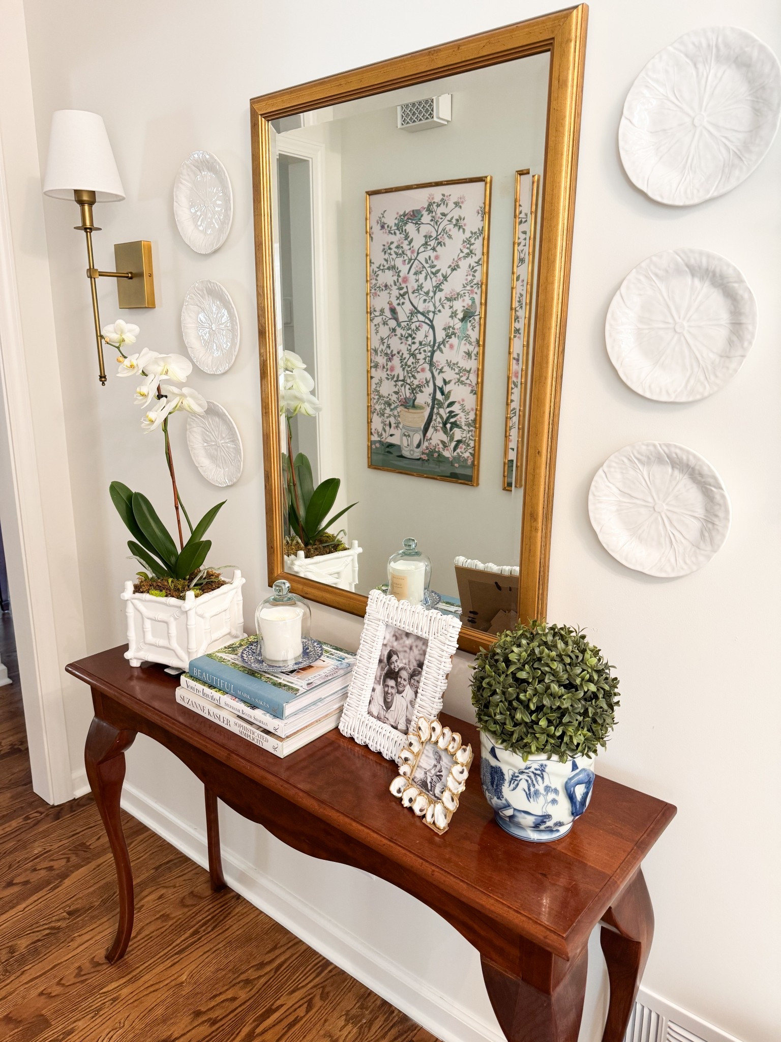 New entryway setup!

#LTKHome