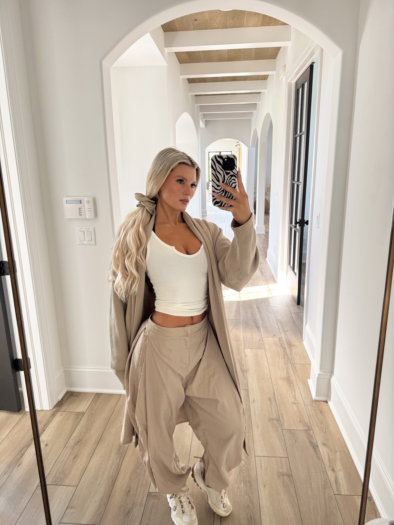 This outfit is EVERYTHING ✨👏🏼✨

#LTKgrwm #LTKootd #LTKSeasonal