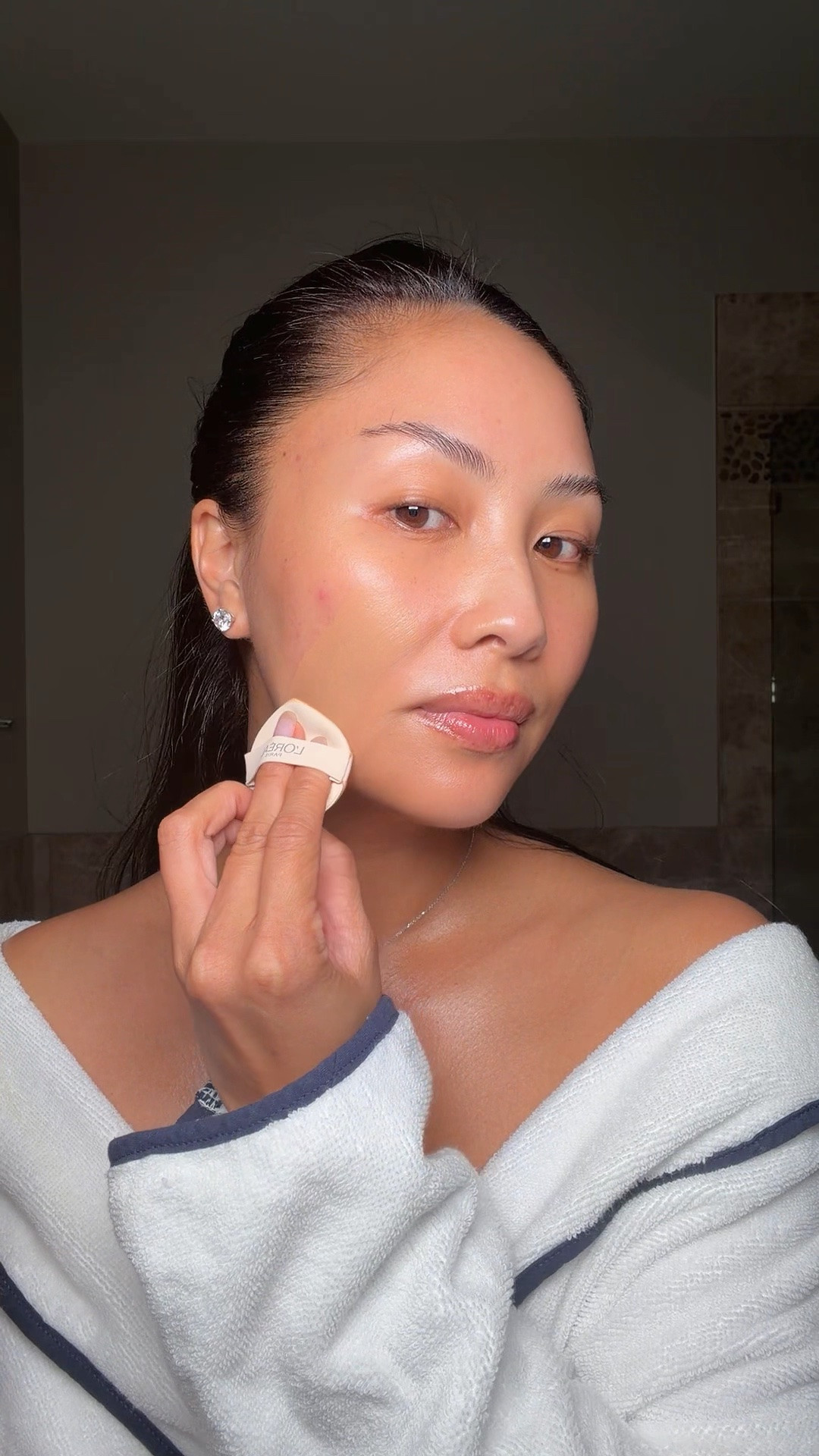 I think Loreal just launched the perfect product for summertime!! I’m wearing shade 4 medium light

#LTKgrwm #LTKBeauty #LTKselfcare