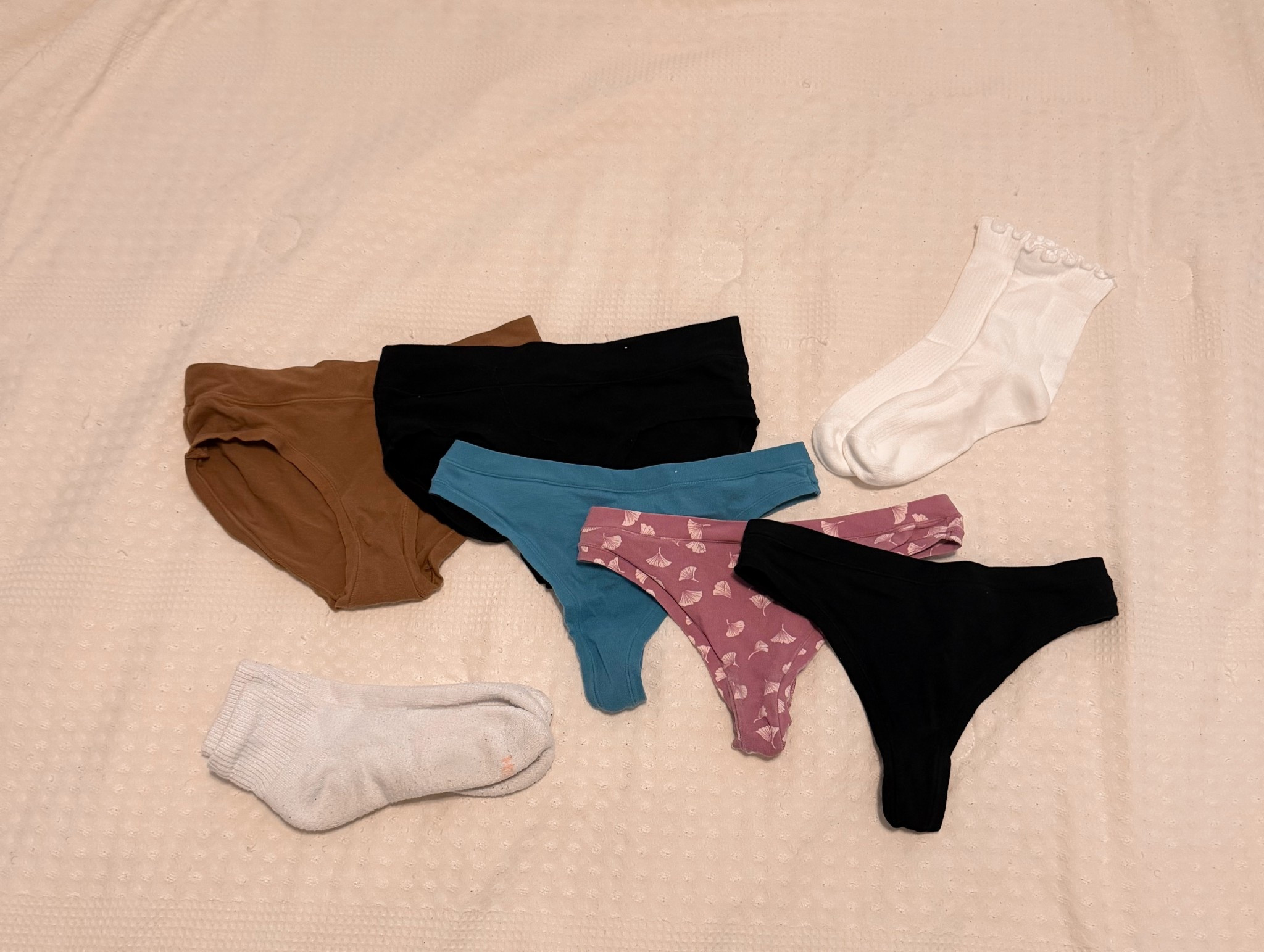 hands down the comfiest thongs ive ever worn!!! loving these from target & these two diff style socks from amazon

#LTKSaleAlert #LTKSeasonal #LTKootd