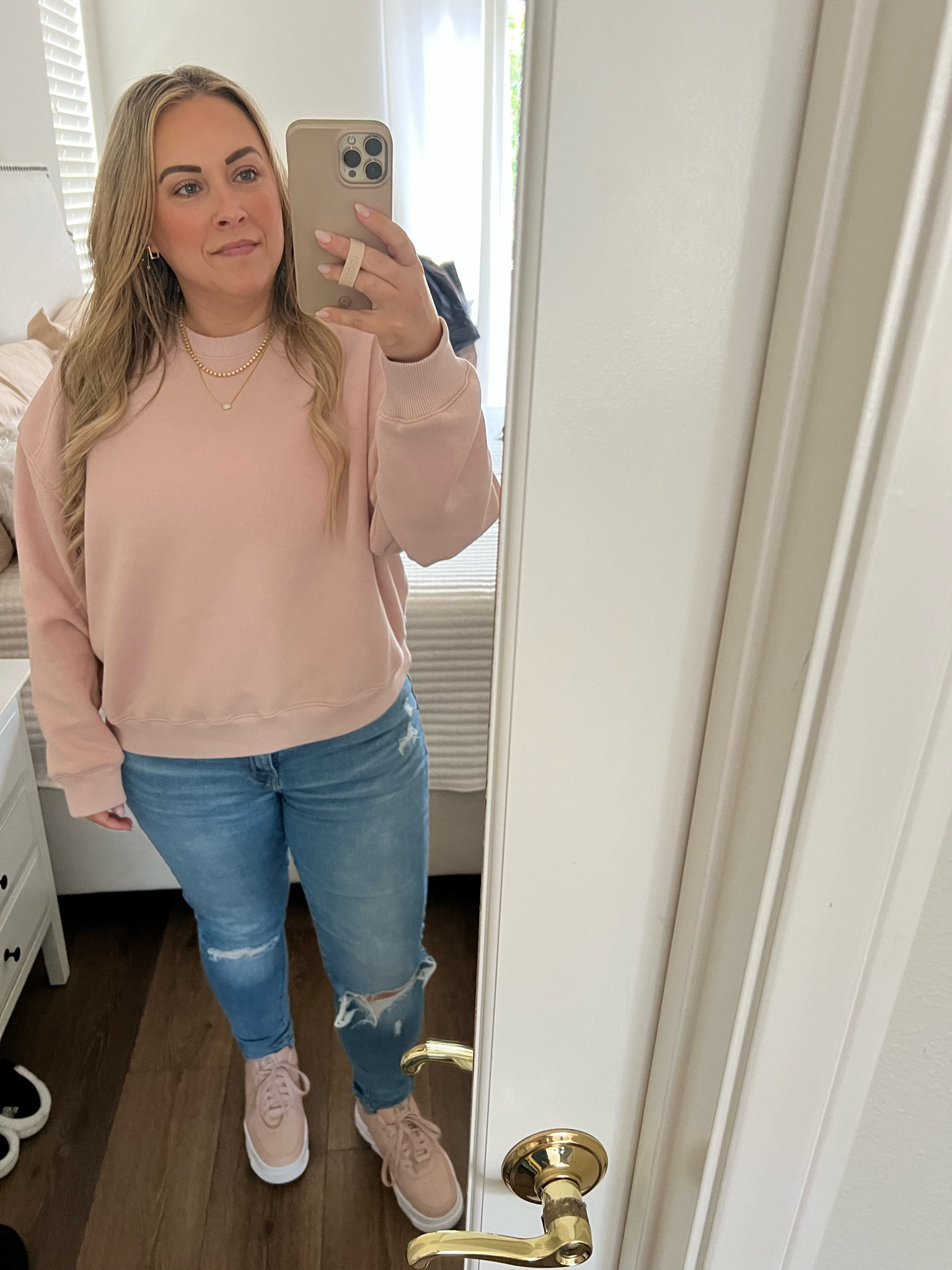 Ribbon pink crew neck sweatshirt! Only the best of the best! 

#LTKstyletip #LTKfindsunder100 #LTKU