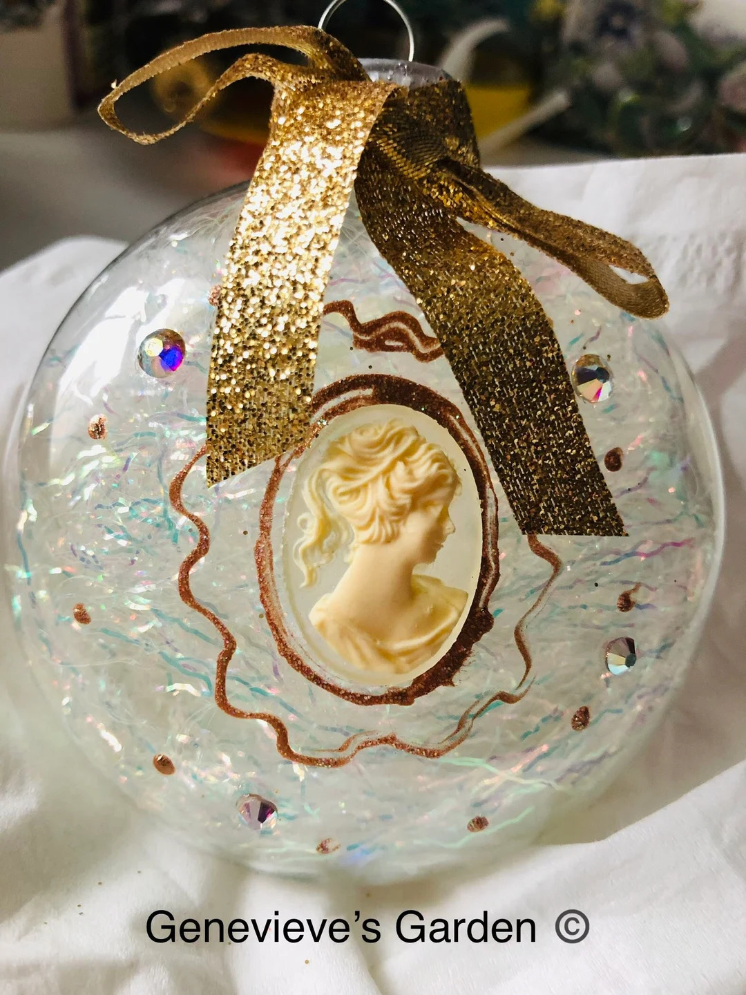 Beautiful & Whimsical Ivory Cameo Glass Ornament With AB - Etsy | Etsy (US)