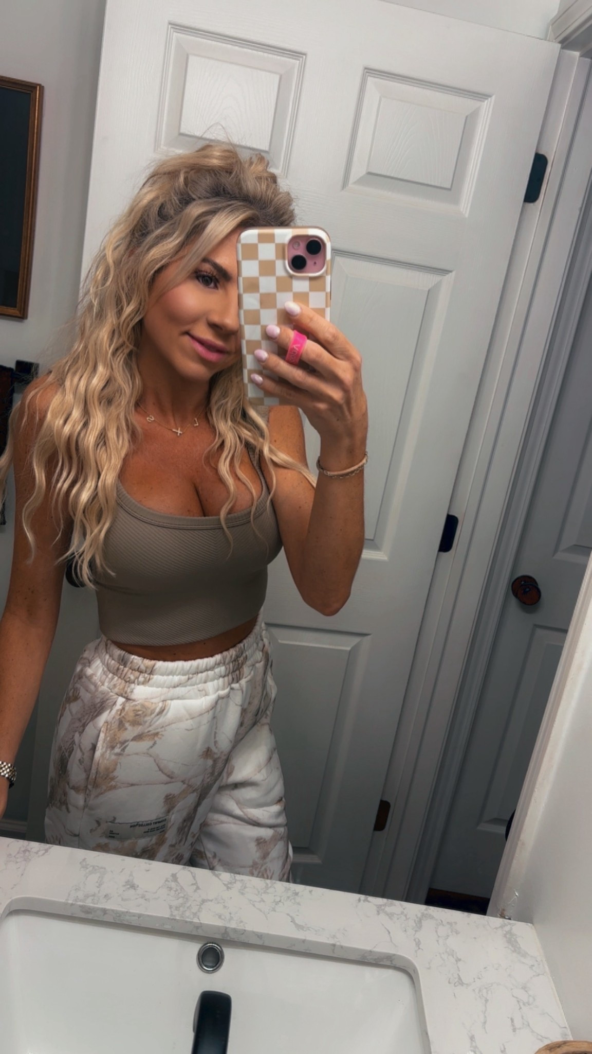 #comfrt the coziest camo sweats 

#LTKSeasonal #LTKGiftGuide #LTKHoliday