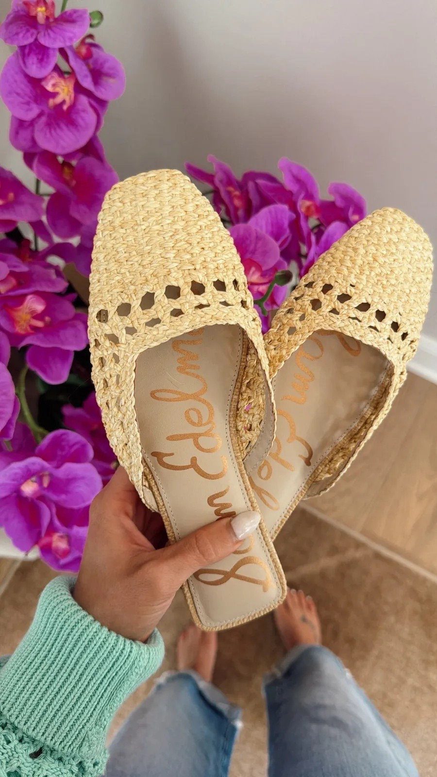 These shoes from Nordstrom have been my go to this summer and are 40% off! 😍

Sale alert, finds under 100, watchnow, summer fashion, shoe crush, Katy roach, livingmybeststyle 

 #LTKootd #LTKSeasonal #LTKSaleAlert