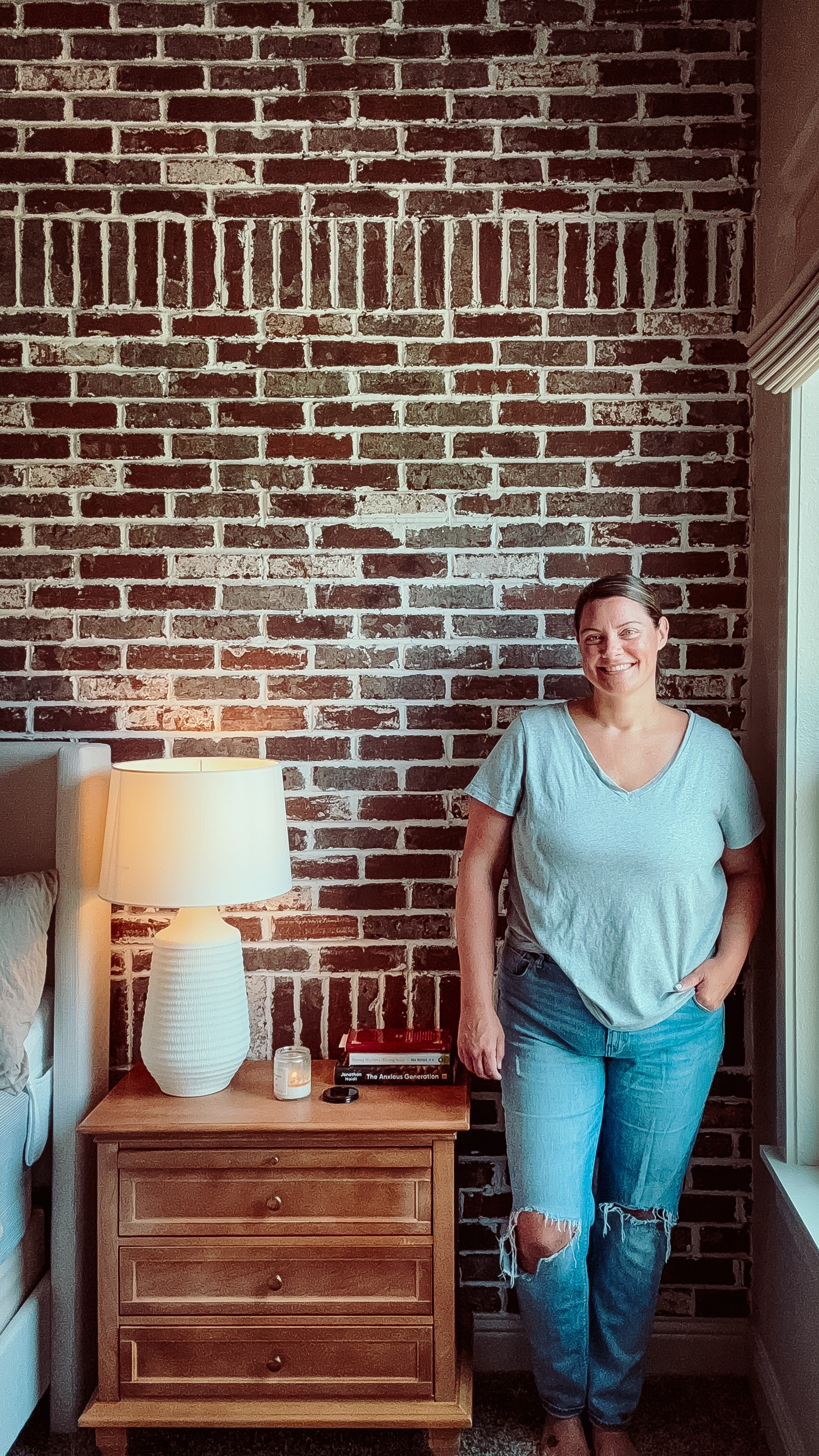 🧱Color me ✨obsessed✨! I’ve  had this brick wall on my project list for years — and it’s finally done.

I used @generalshale Old Town Tradition brick in the color Hometown, and installed it with their Rapid Clad system — a thin brick solution that gives you the look of full brick, but installs like tile. No heavy mortar beds, no major demo, and totally DIY-friendly.

The texture, the warmth, the character… I’m obsessed.

If you’ve been thinking about adding brick to your space, definitely check out their options! 👉🏼

Follow me for real-life DIYs, beginner projects, and home ideas you can actually pull off. 💪🏼

#GeneralShale #OldTownTradition #HometownBrick #RapidClad #BrickWallDIY #ThinBrick #BrickAccentWall #DIYInterior #BeforeAndAfterHome #BeginnerDIY #DIYhomeproject #AccentWallInspo #HomeImprovement #InteriorBrick #DIYReels #HomeDesignOnABudget #HomeownerLife #RevealReel