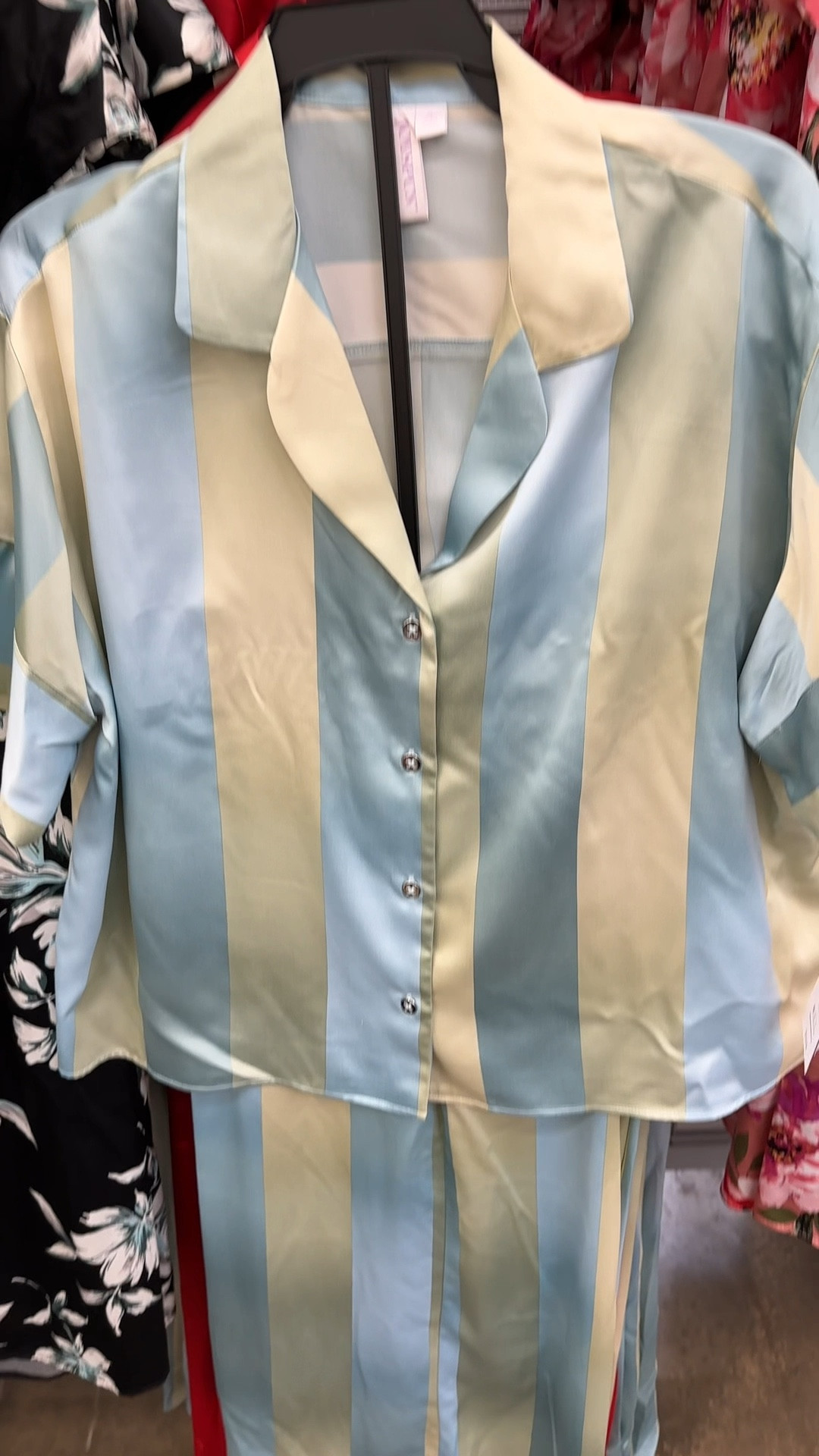 Spring Walmart must haves!! I bought the blue green combo in a medium and they fit true to size. Such a cute cropped fit! 

#LTKFindsUnder50 #LTKSeasonal #LTKSpring