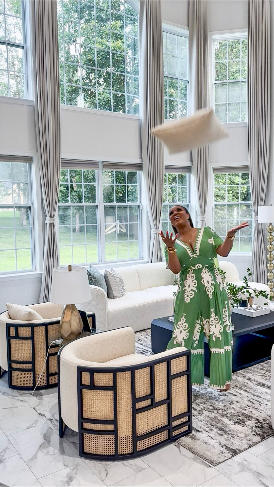 Are you team “Clean up before I travel” or “Clean up after I travel” kinda person? Well, I’m both depending on the situation!
Sometimes I clean up before I travel so I can meet a clean home when I’m back but because hubby didn’t travel with us, I definitely didn’t meet my home the way I left it 🤣😫
Well, I used the better part of my afternoon after we got home to Refresh and get back to the hang of things after a 2wk vacation 💕

#LTKHome #LTKStyleTip #LTKU