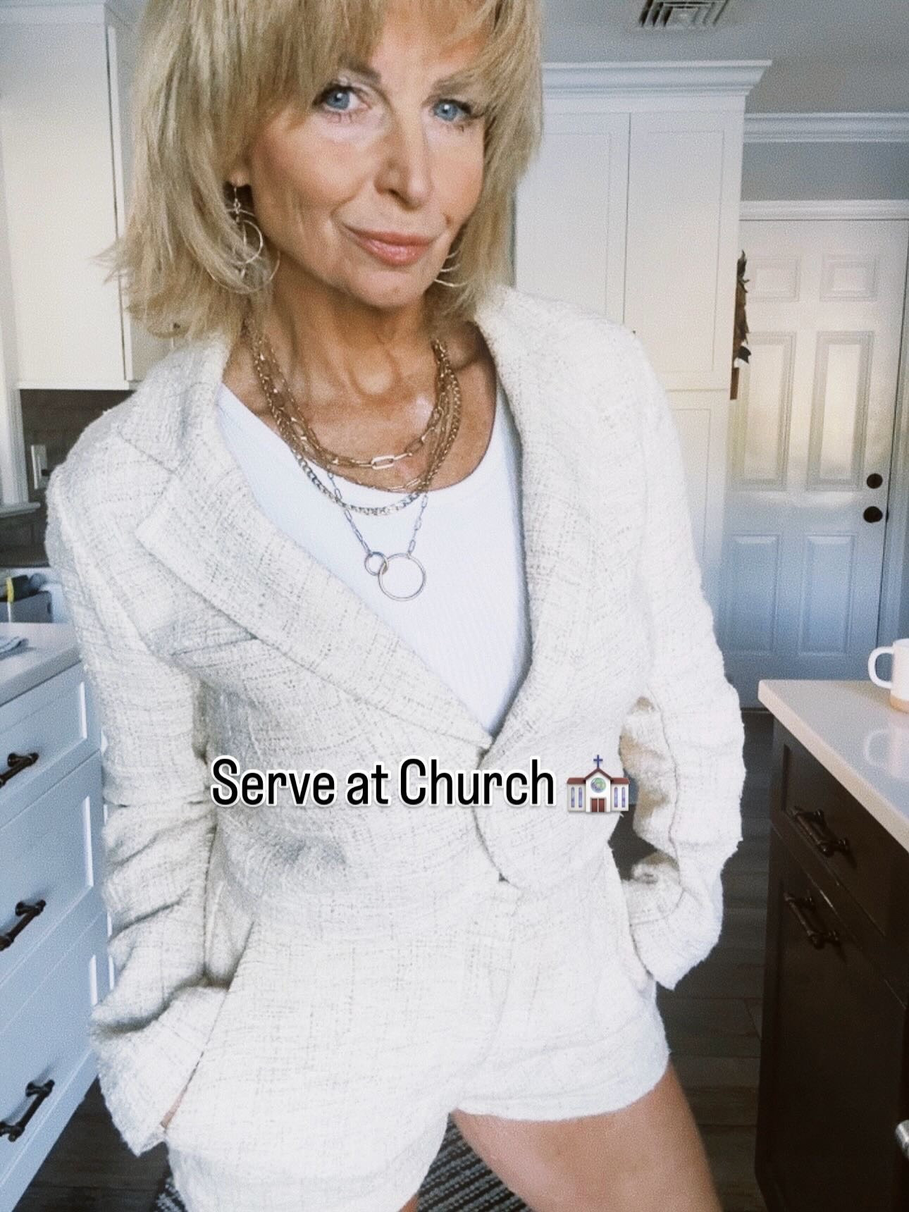 ✨ Oatmeal Short Suit -Jackie O Inspired ✨
Classic never goes out of style. This tailored oatmeal short suit is giving major Jackie O vibes — polished, feminine, and effortlessly chic. Perfect for brunch, city strolls, or anytime you want to channel that iconic, timeless elegance.

Pair it with a crisp white tank, oversized sunnies, and strappy sandals for that modern-meets-retro look that feels straight out of the Jackie O playbook. 🤍

👉 Shop the full look in my LTK and bring a little midlife glamour into your everyday style.


#LTKOver40 #LTKWorkwear #LTKSeasonal