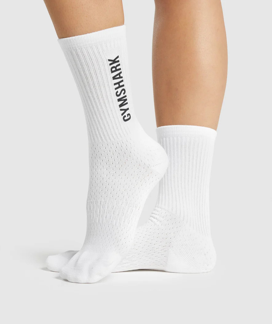Gymshark Premium Logo Crew Socks - White | Gymshark (Global)