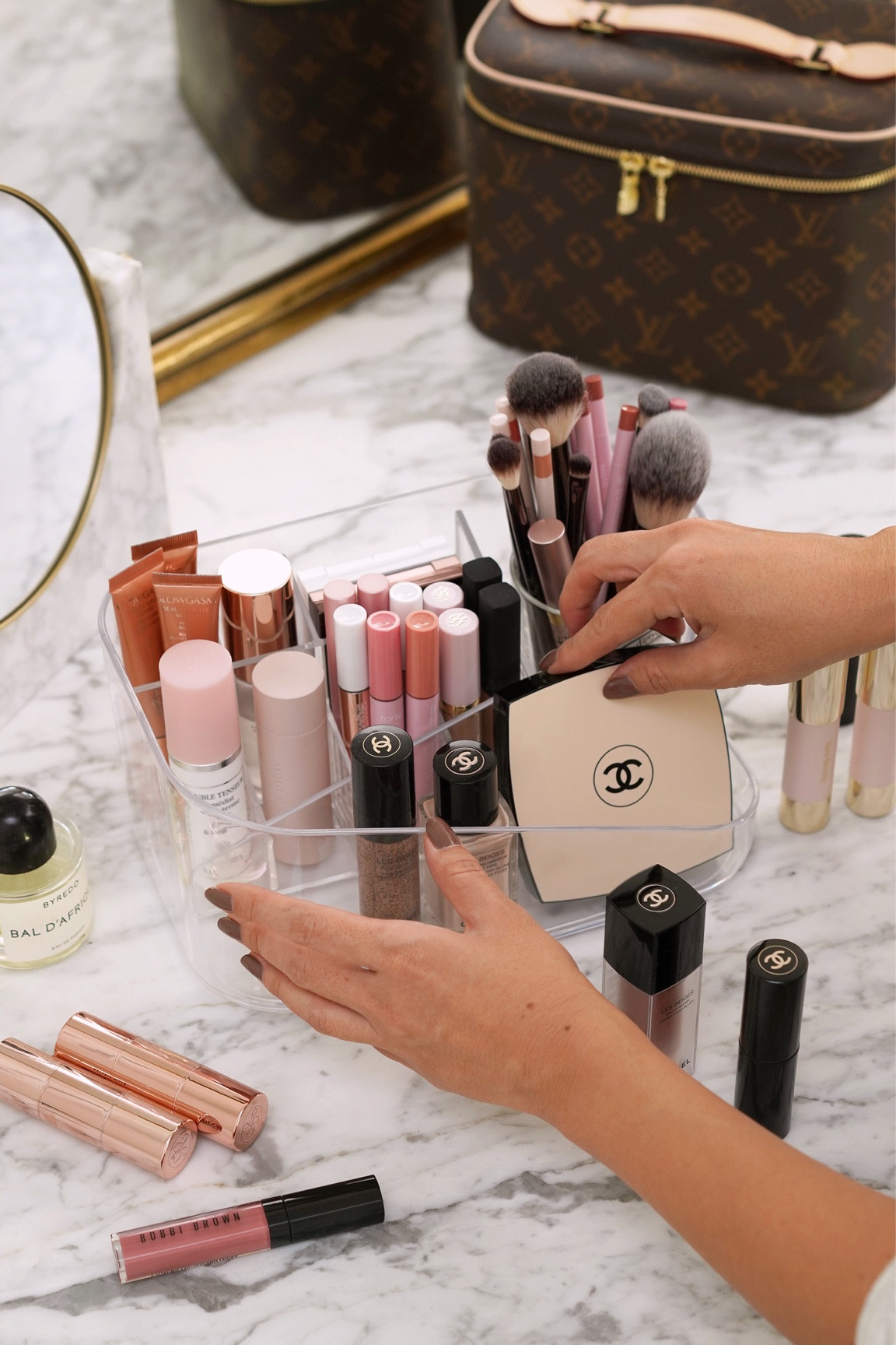 Clear beauty organizer 

#LTKbeauty