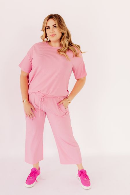 pink casual Barbie look! wearing size large in matching set 

#LTKunder100 #LTKSeasonal #LTKcurves