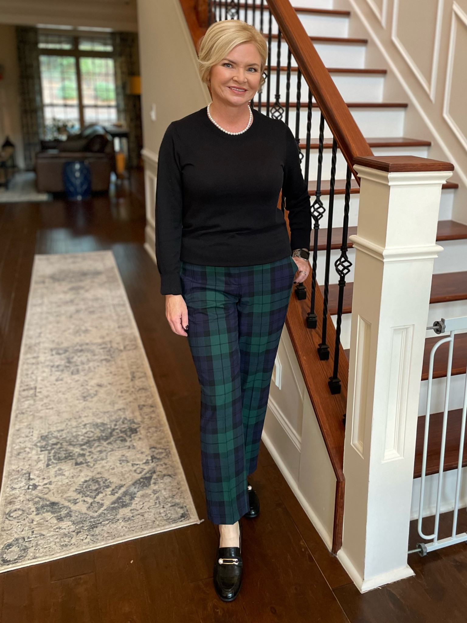 Wearing Small sweater, 6 pants

Sweater
Plaid
Tartan
Christmas
Holiday outfit
Holiday party outfit
Petite

#LTKfindsunder100 #LTKCyberWeek #LTKHoliday