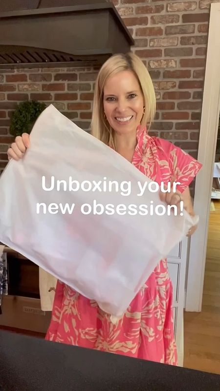 

Unboxing your new favorite obsession you didn’t know you needed!

 @sprinkledwithpinkshop provides high-quality handmade items that are affordable and accessible, without sacrificing on style or design. Functional & beautiful!



#LTKfindsunder50 #LTKfindsunder100 #LTKitbag