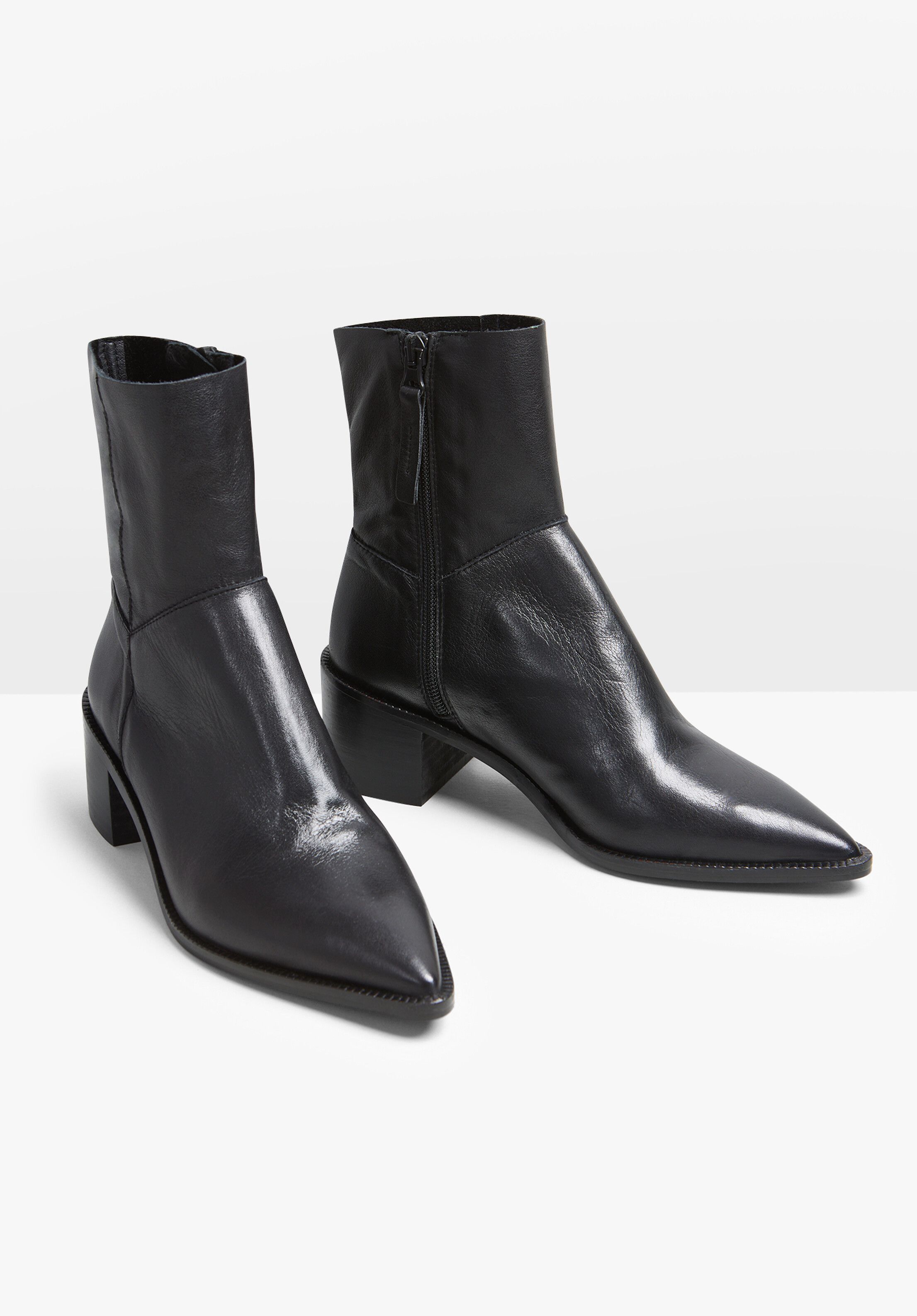 Taylah Leather Ankle Boot | Hush UK
