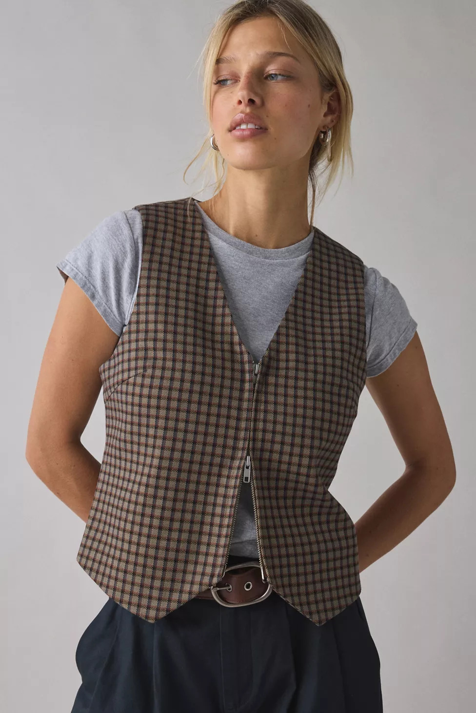 UO Adrian Zip-Front Twill Tailored Vest Top | Urban Outfitters (US and RoW)